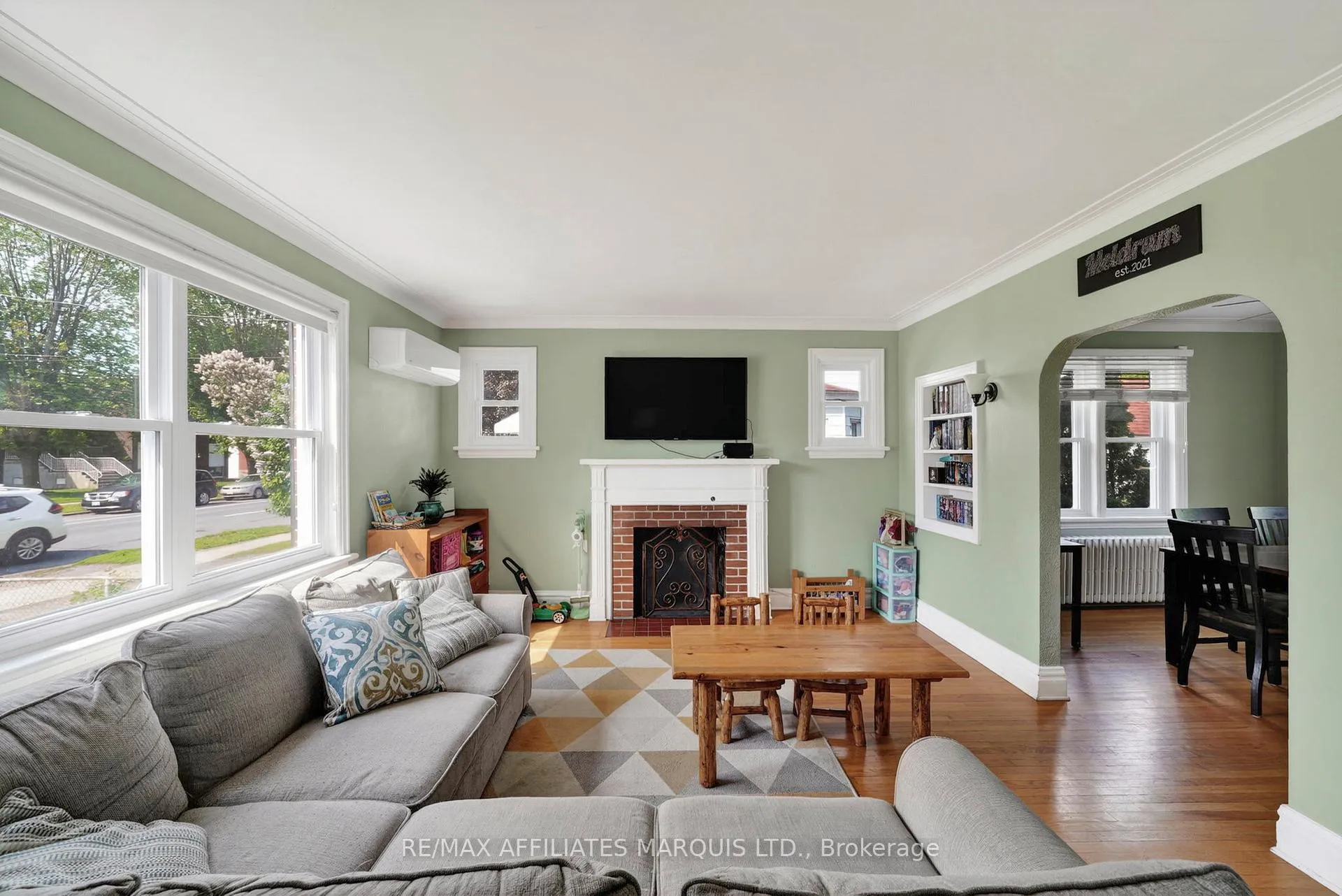 Photo 8 of 111 Fourth Street W, Cornwall — HOMEH