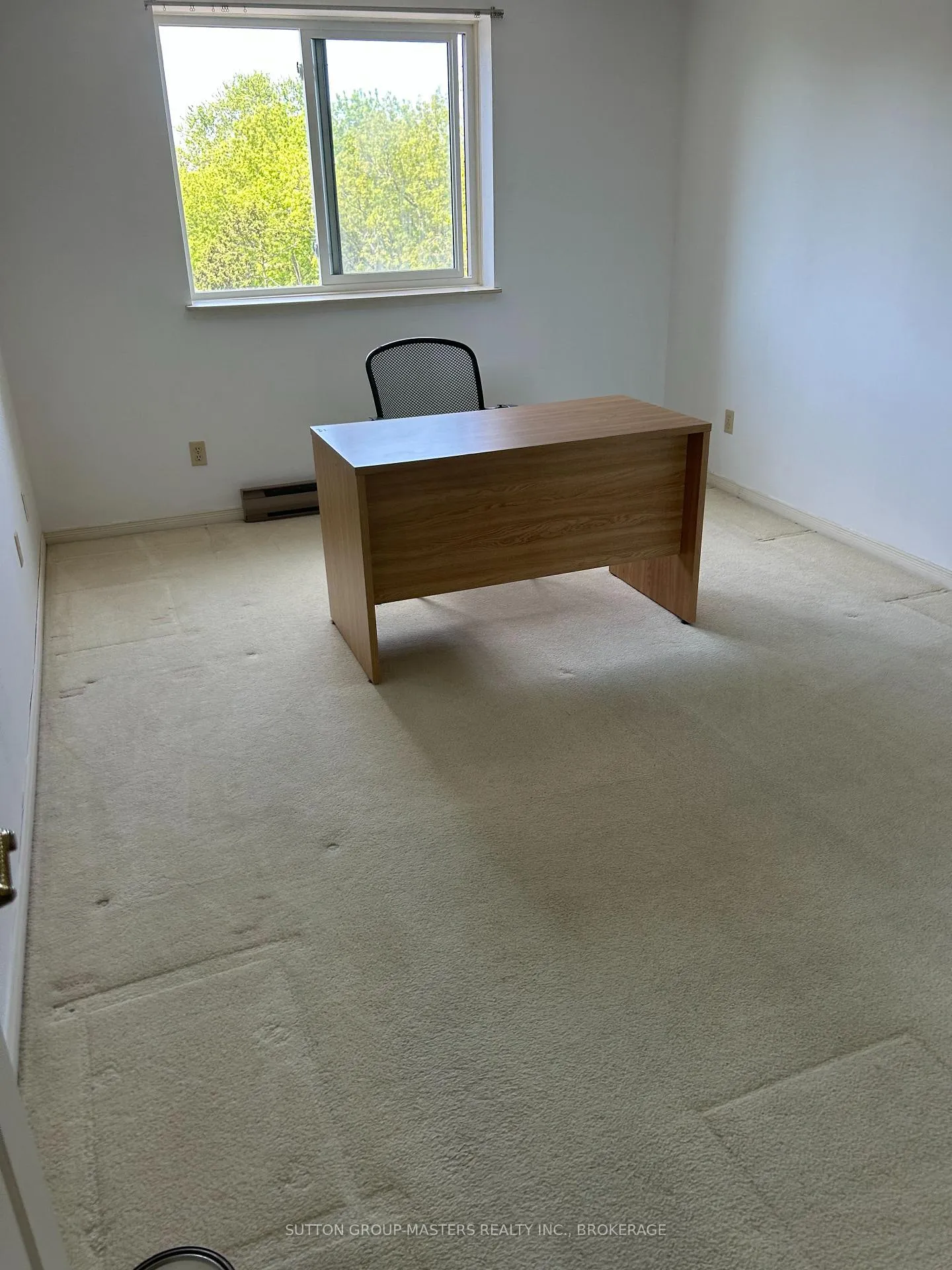 Photo 10 of Unit 405, 257 Bath Road, Kingston, West of Sir John A. Blvd — HOMEH