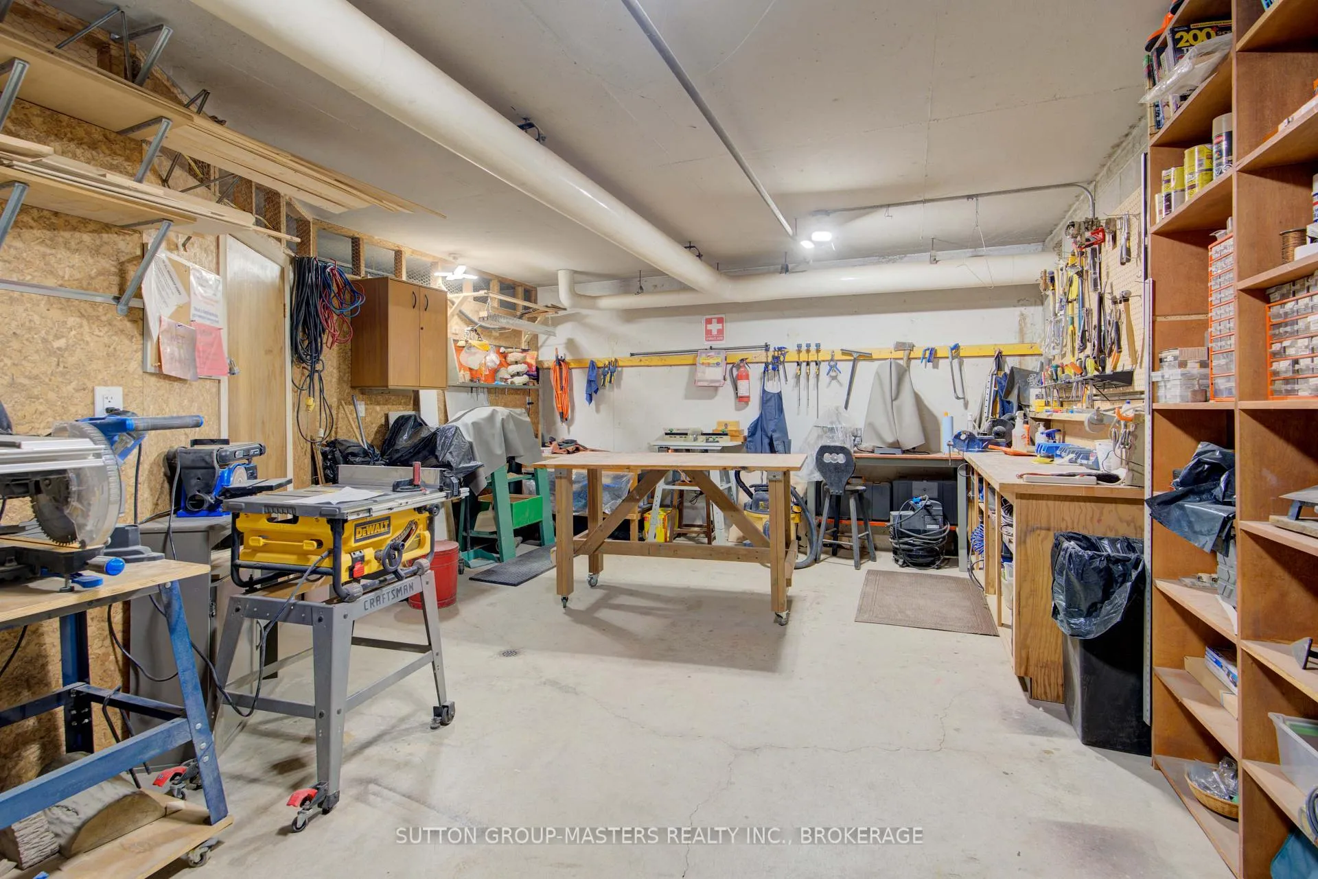 Photo 20 of Unit 405, 257 Bath Road, Kingston, West of Sir John A. Blvd — HOMEH