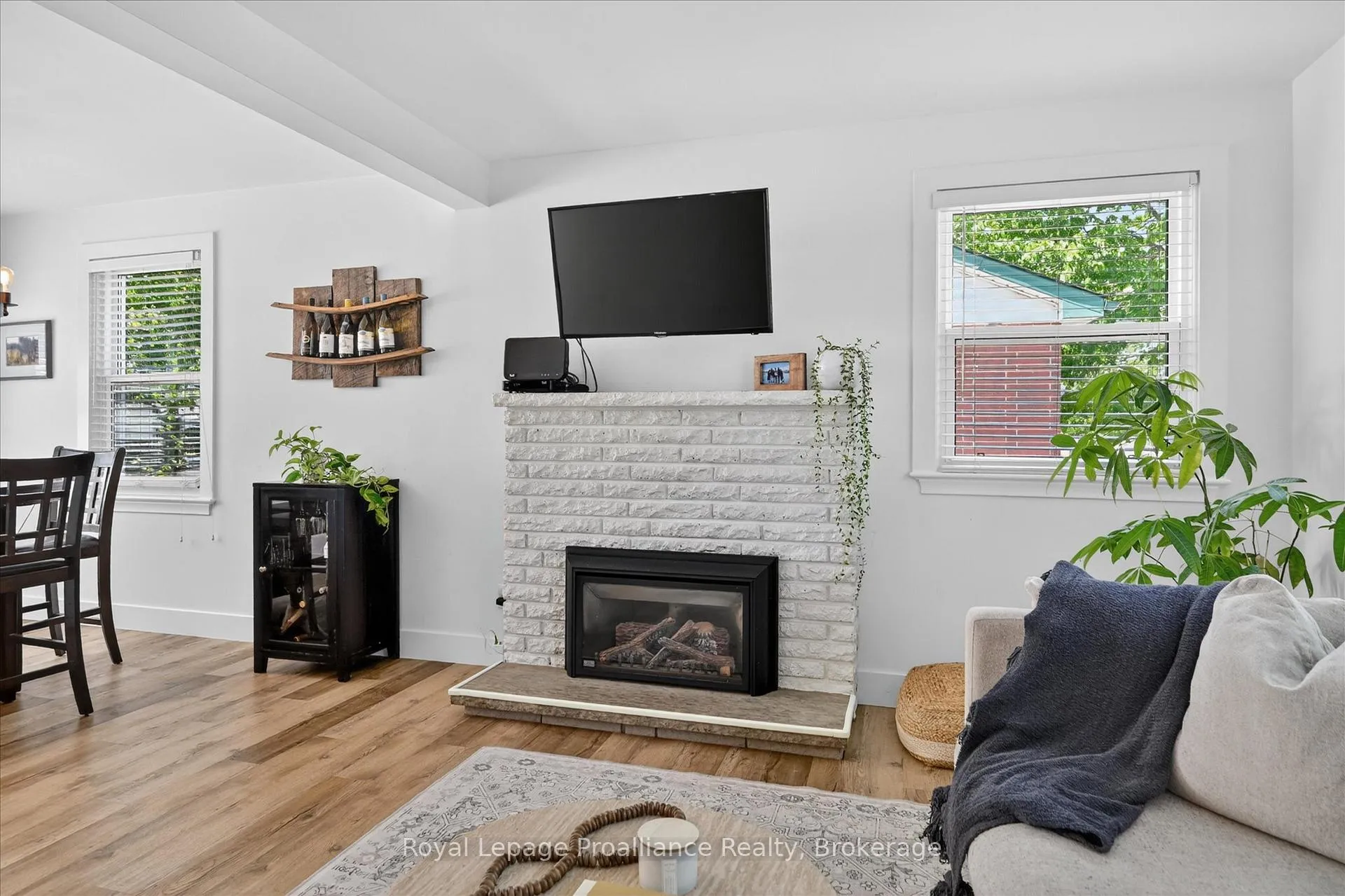 Photo 5 of 129 Goodfellow Road, Peterborough, Otonabee Ward 1 — HOMEH