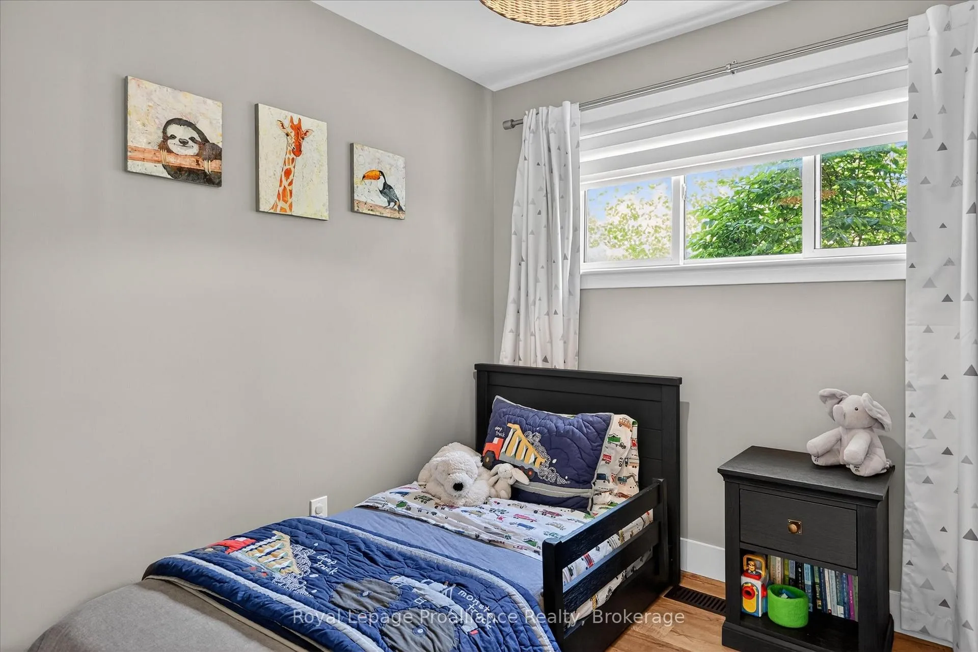 Photo 17 of 129 Goodfellow Road, Peterborough, Otonabee Ward 1 — HOMEH