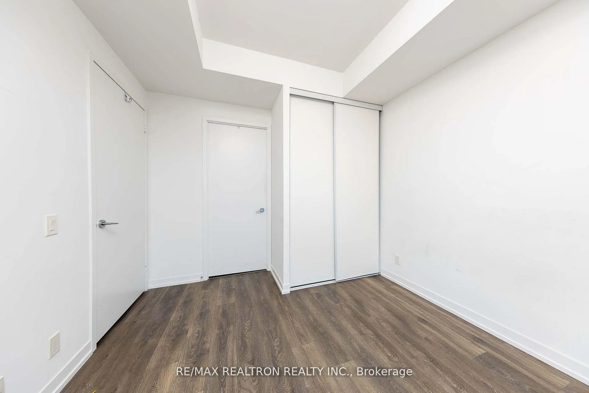Photo 10 of Unit 1106, 5 Buttermill Avenue, Vaughan, Vaughan Corporate Centre — HOMEH