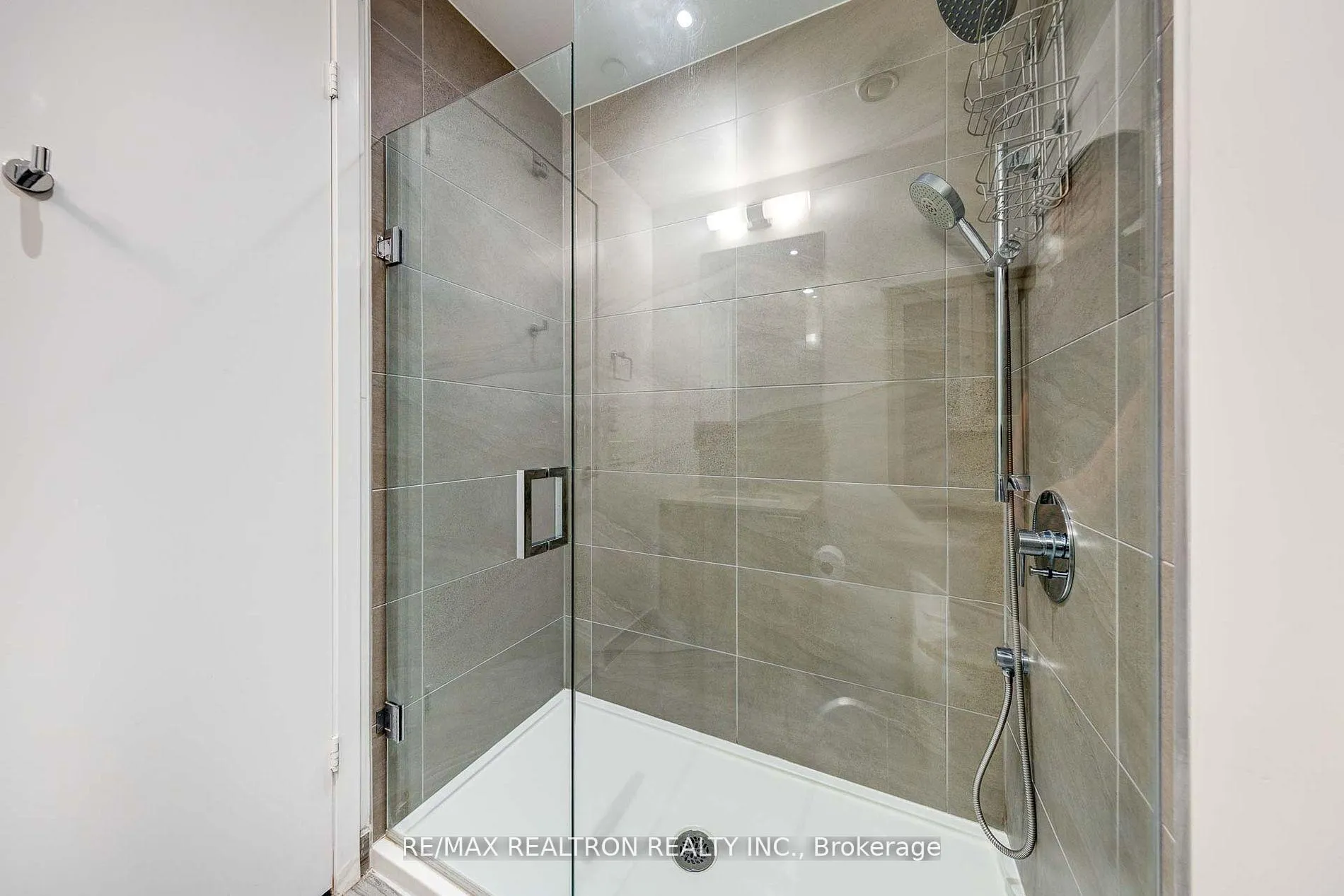 Photo 14 of Unit 1106, 5 Buttermill Avenue, Vaughan, Vaughan Corporate Centre — HOMEH