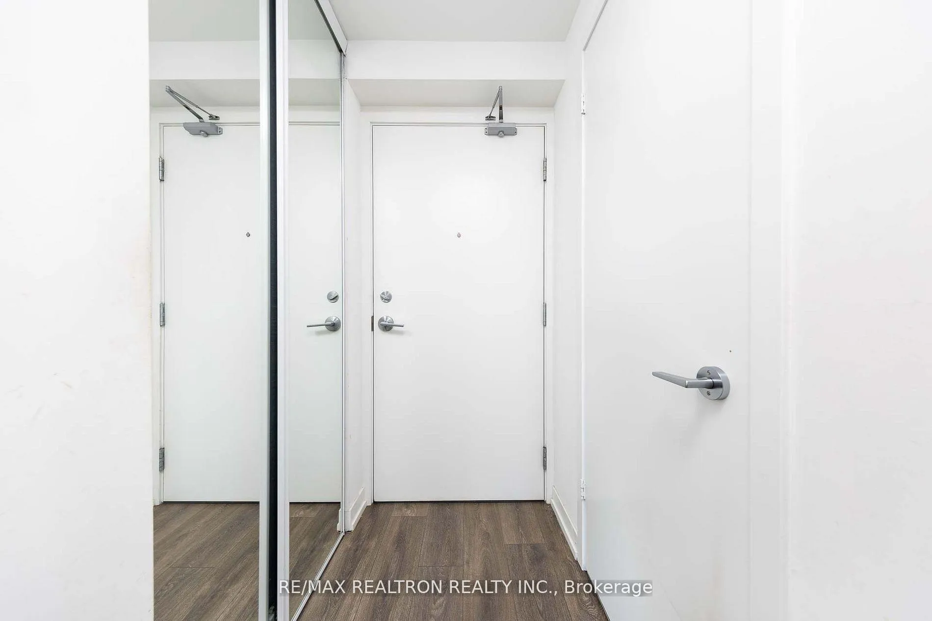 Photo 16 of Unit 1106, 5 Buttermill Avenue, Vaughan, Vaughan Corporate Centre — HOMEH
