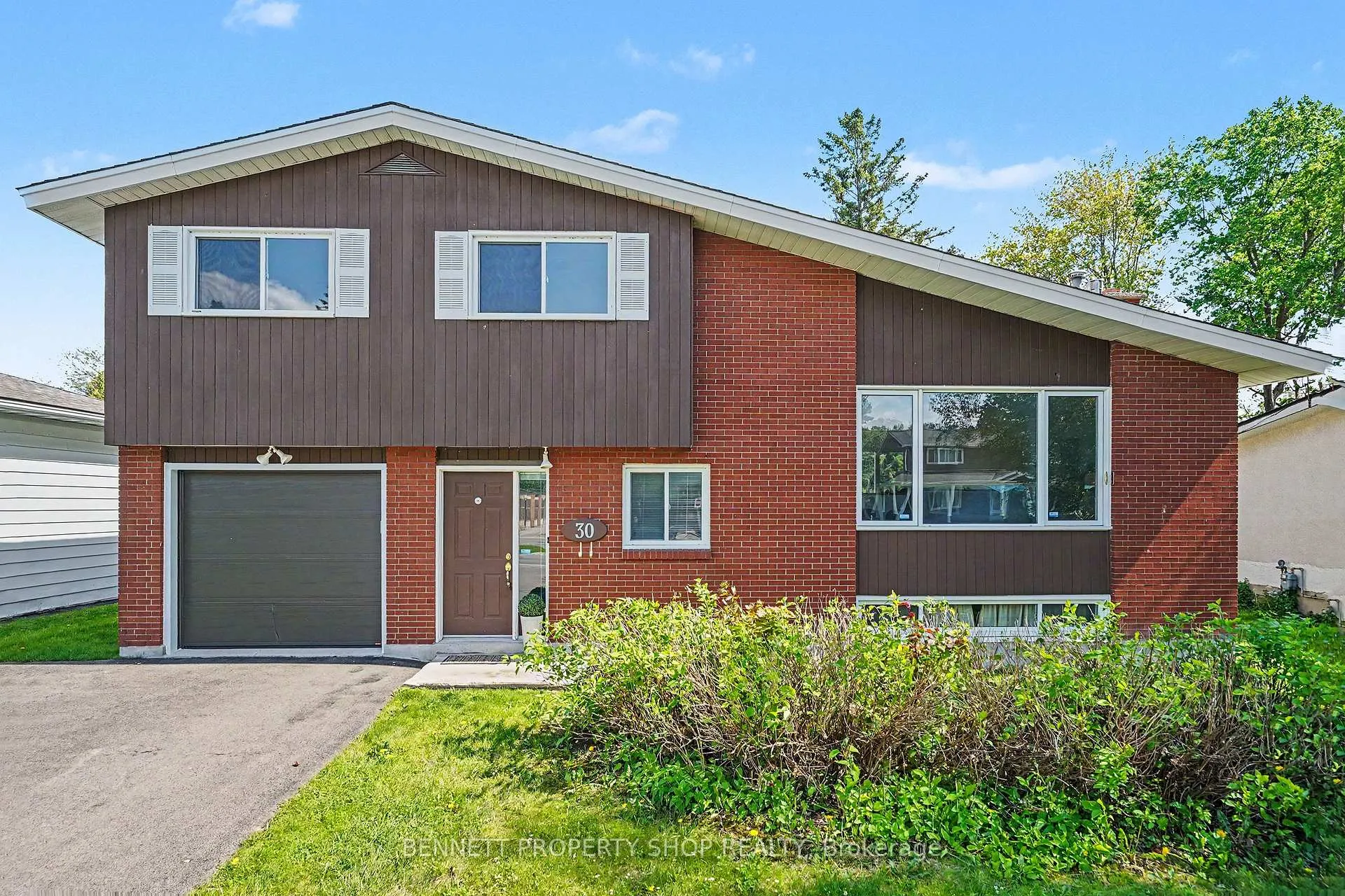 Photo 1 of 30 Corkstown Road, Ottawa, Lakeview Park — HOMEH