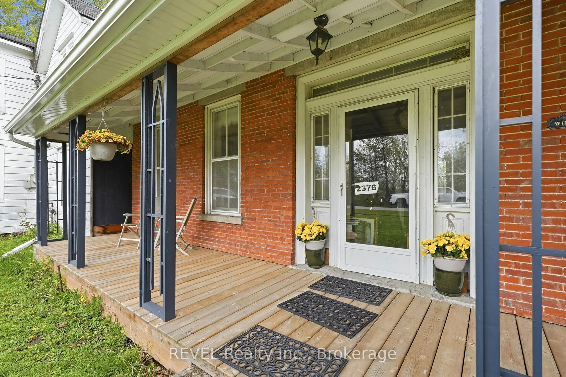 Photo 4 of 2376 Centre Street, Thorold, Allanburg/Thorold South — HOMEH