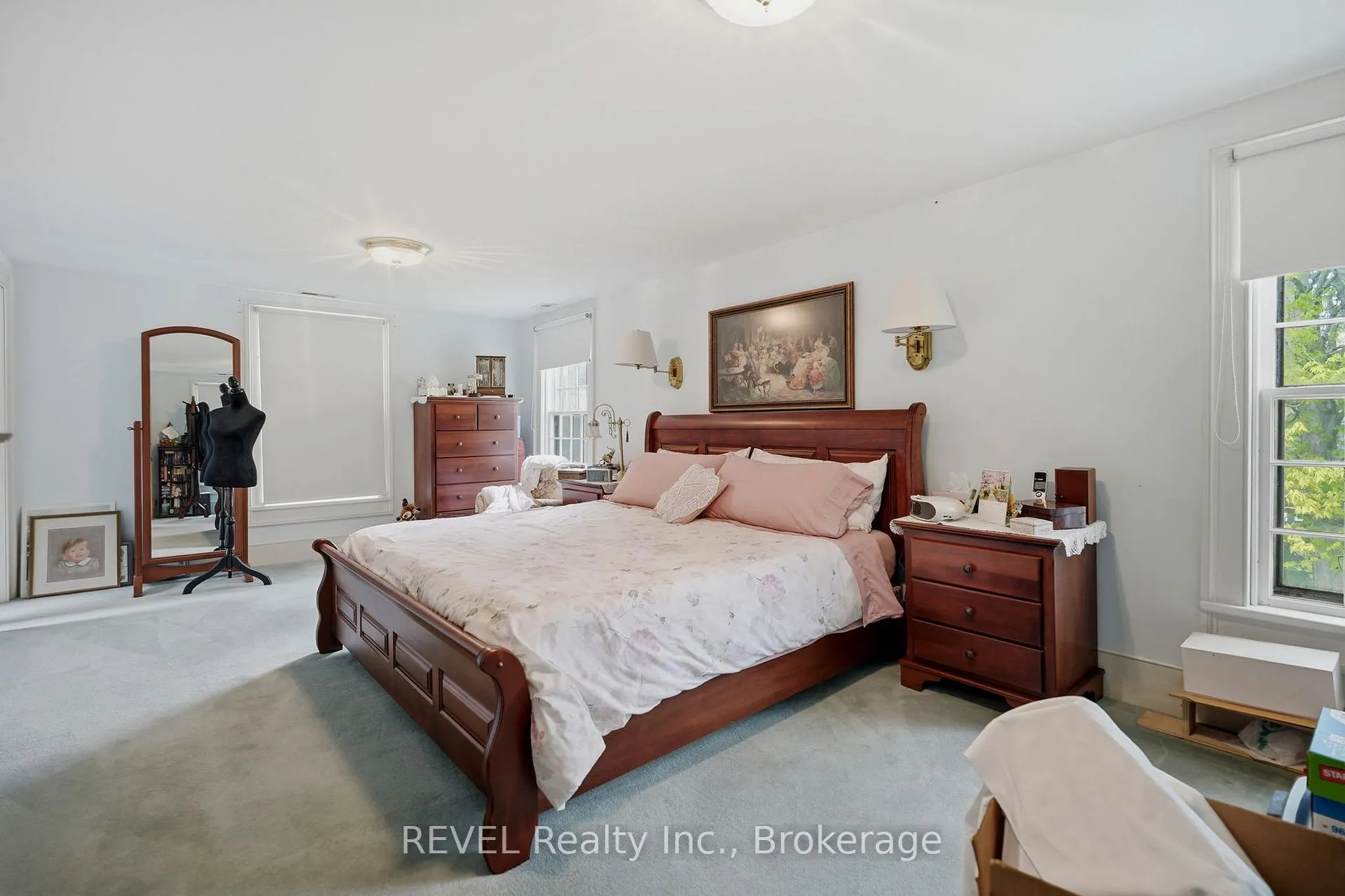 Photo 16 of 2376 Centre Street, Thorold, Allanburg/Thorold South — HOMEH