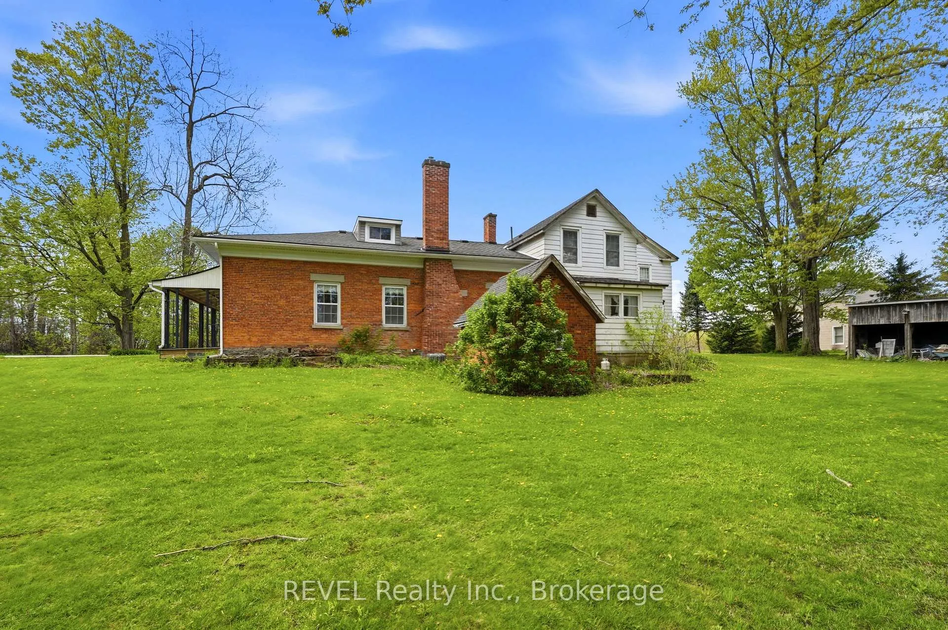Photo 18 of 2376 Centre Street, Thorold, Allanburg/Thorold South — HOMEH