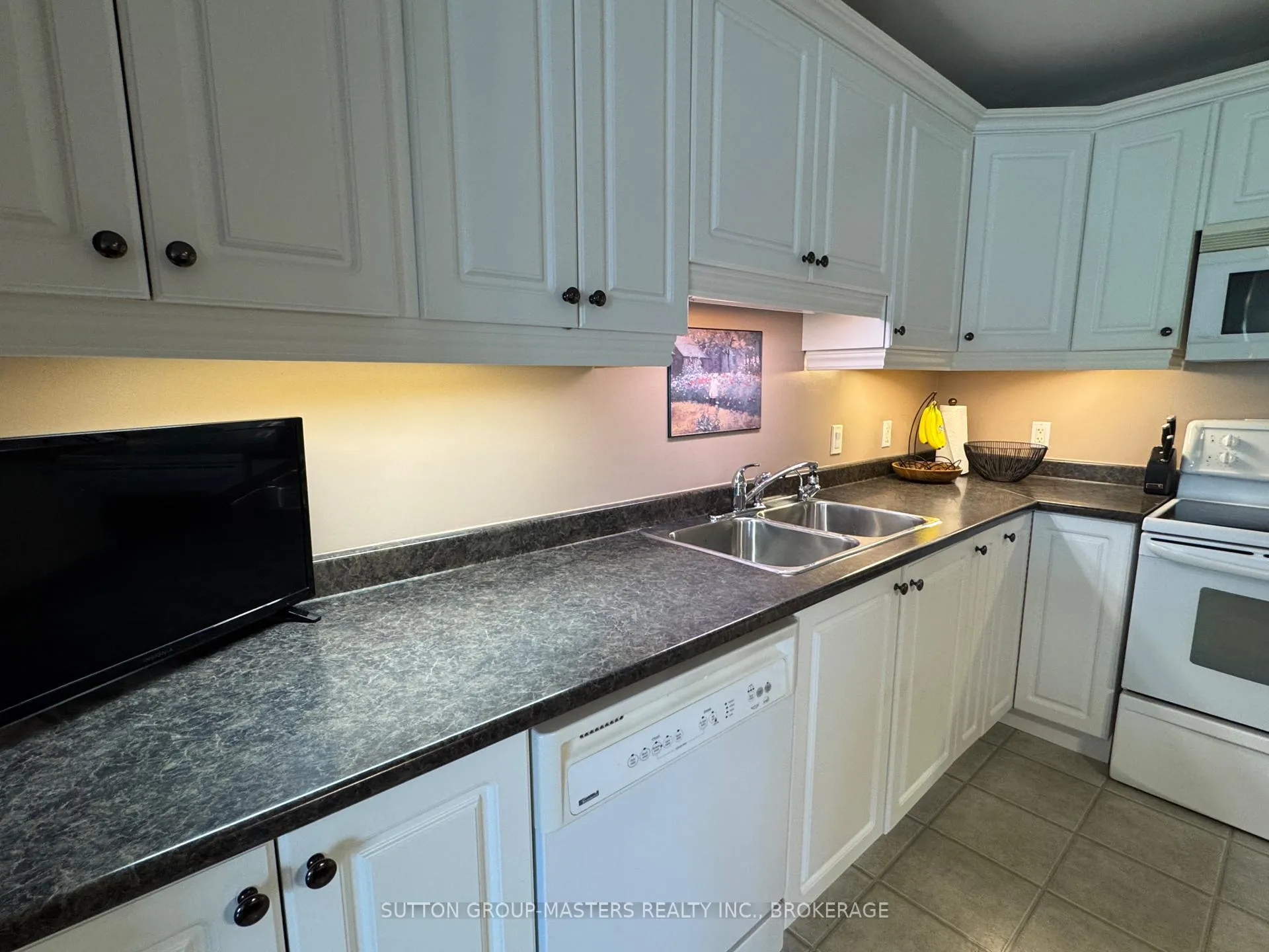 Photo 16 of 109 Sheridan Street, Kingston, City Northwest — HOMEH