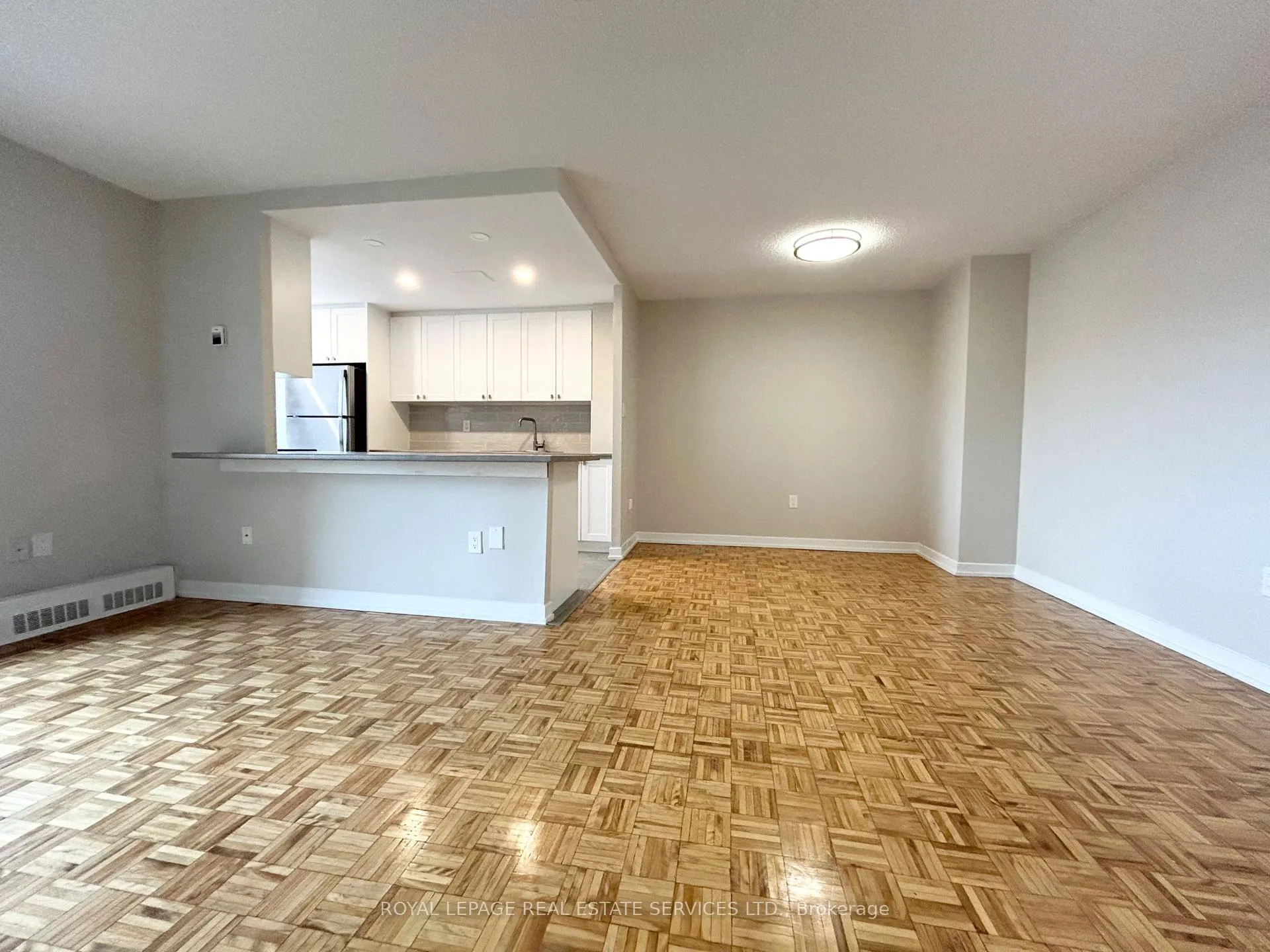 Photo 5 of Unit 1711, 1 Cedarwoods Crescent, Kitchener — HOMEH