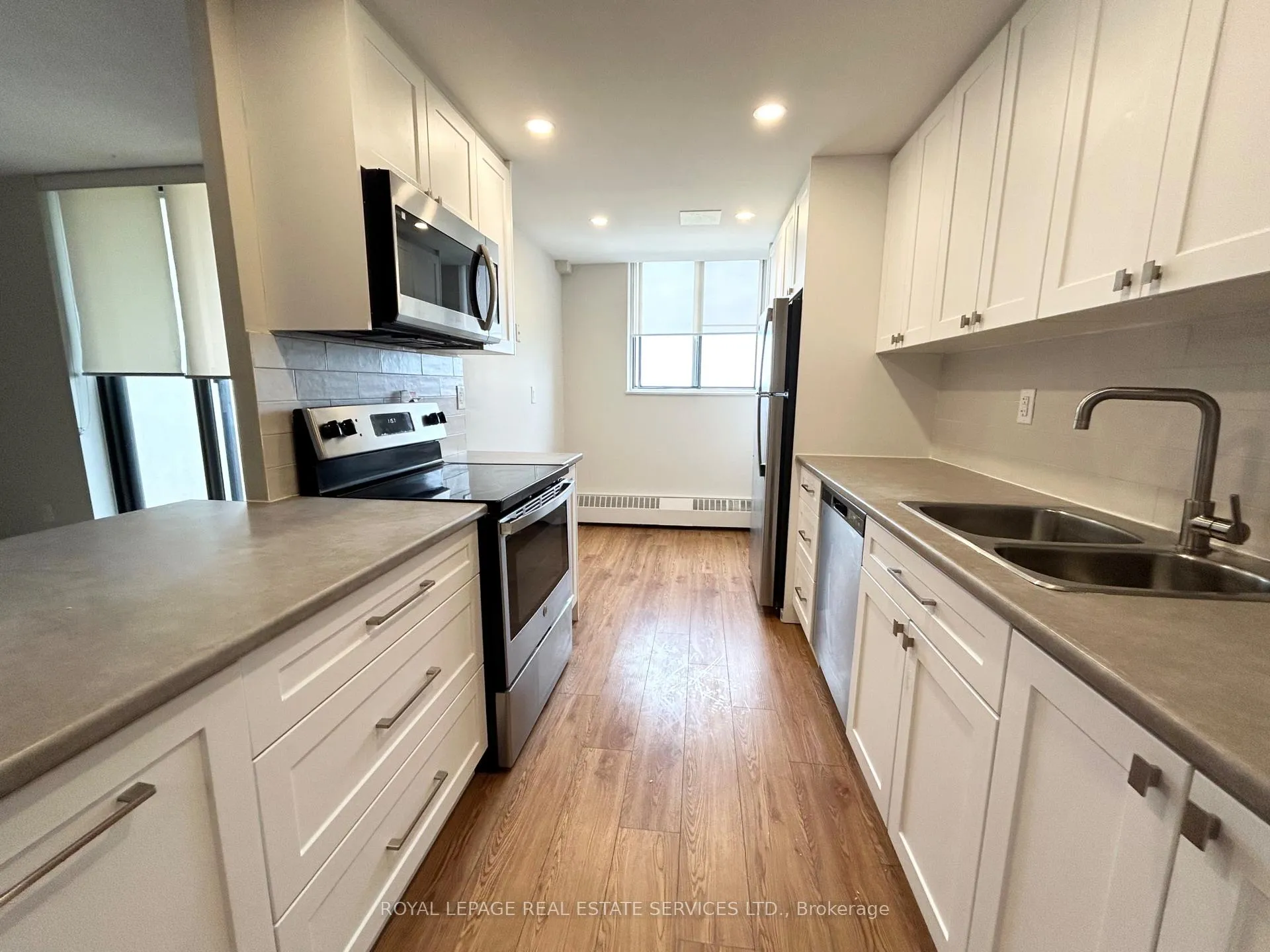 Photo 7 of Unit 1711, 1 Cedarwoods Crescent, Kitchener — HOMEH