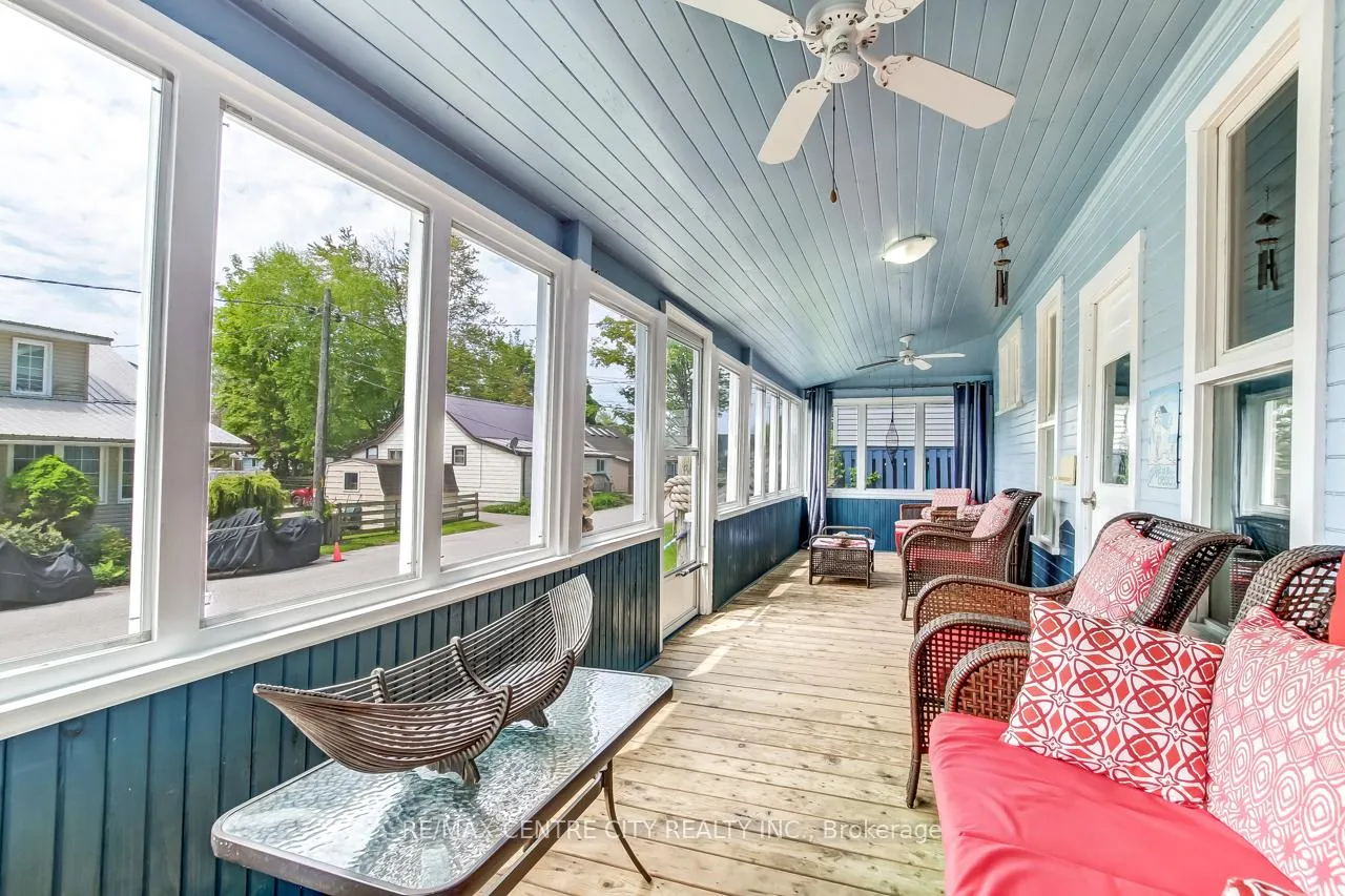 Photo 2 of 347 First Street, Central Elgin, Port Stanley — HOMEH
