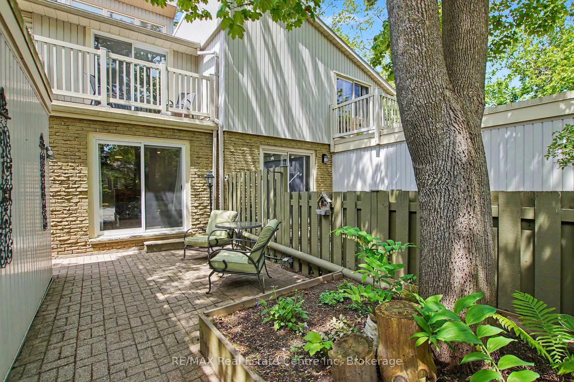 Photo 2 of Unit 37, 37 Wilsonview Avenue, Guelph, Dovercliffe Park/Old University — HOMEH