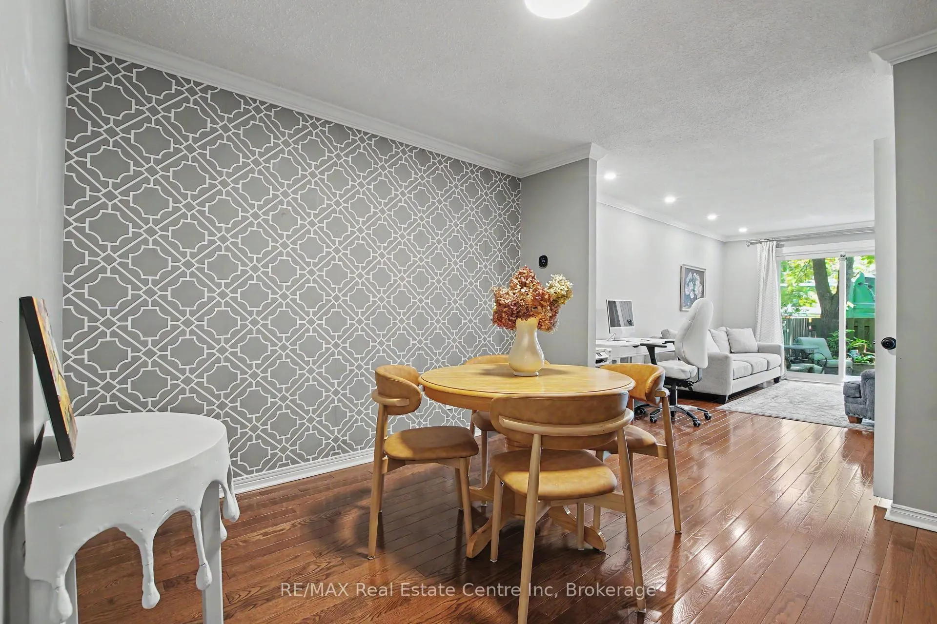 Photo 8 of Unit 37, 37 Wilsonview Avenue, Guelph, Dovercliffe Park/Old University — HOMEH