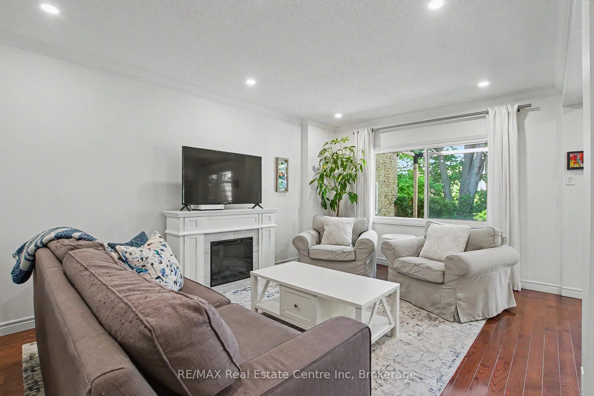 Photo 9 of Unit 37, 37 Wilsonview Avenue, Guelph, Dovercliffe Park/Old University — HOMEH