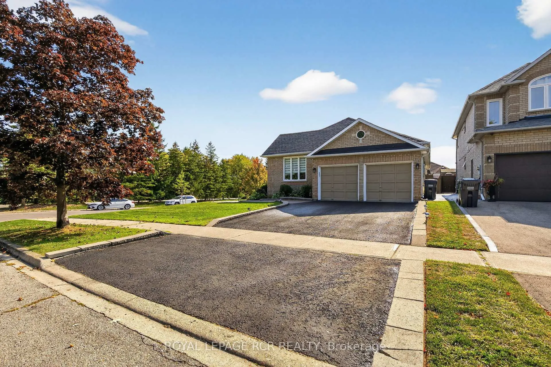 Photo 2 of 97 Riverwood Terrace, Caledon, Bolton East — HOMEH