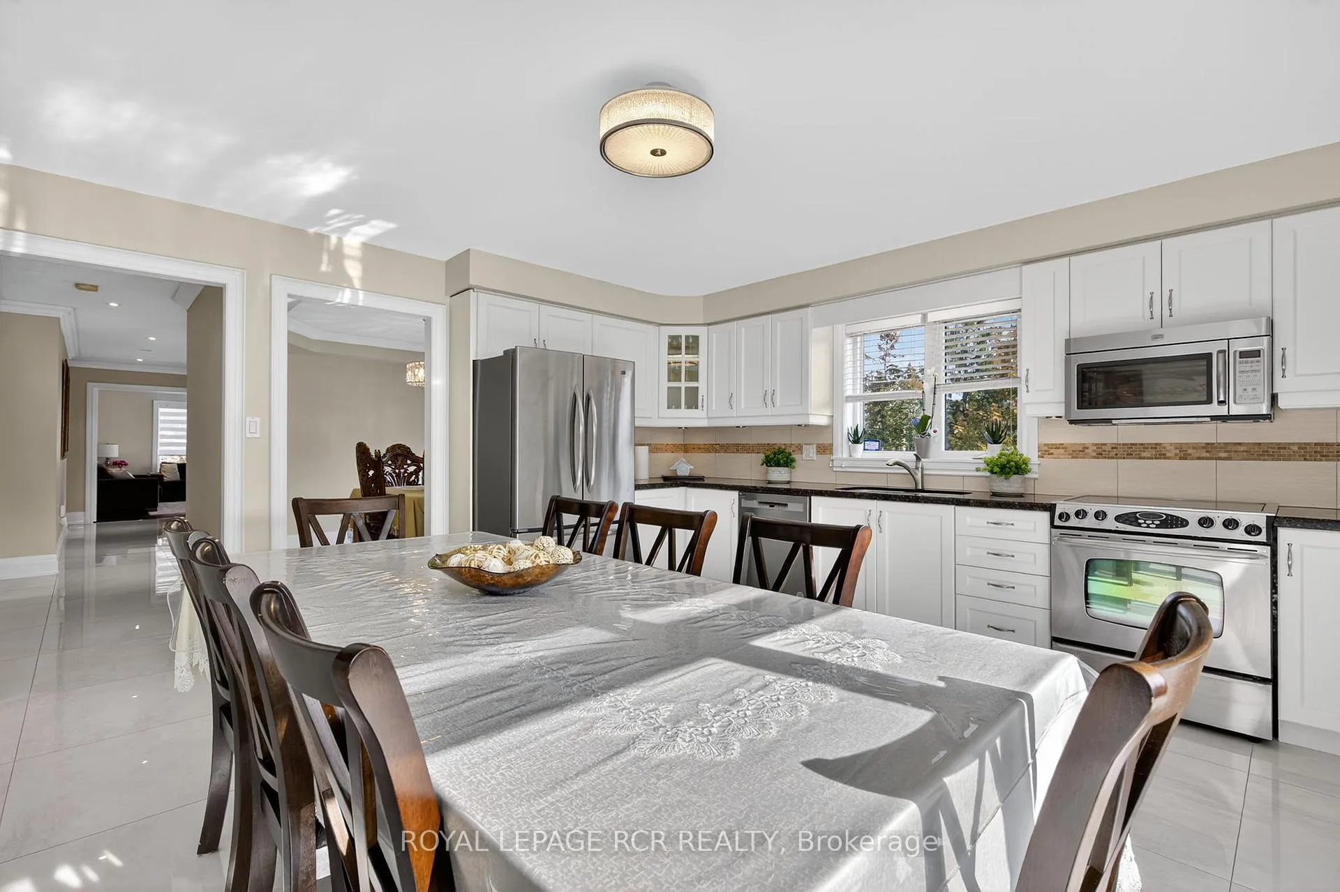 Photo 12 of 97 Riverwood Terrace, Caledon, Bolton East — HOMEH