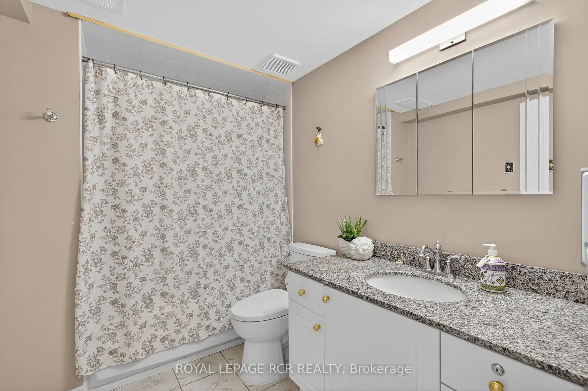 Photo 33 of 97 Riverwood Terrace, Caledon, Bolton East — HOMEH