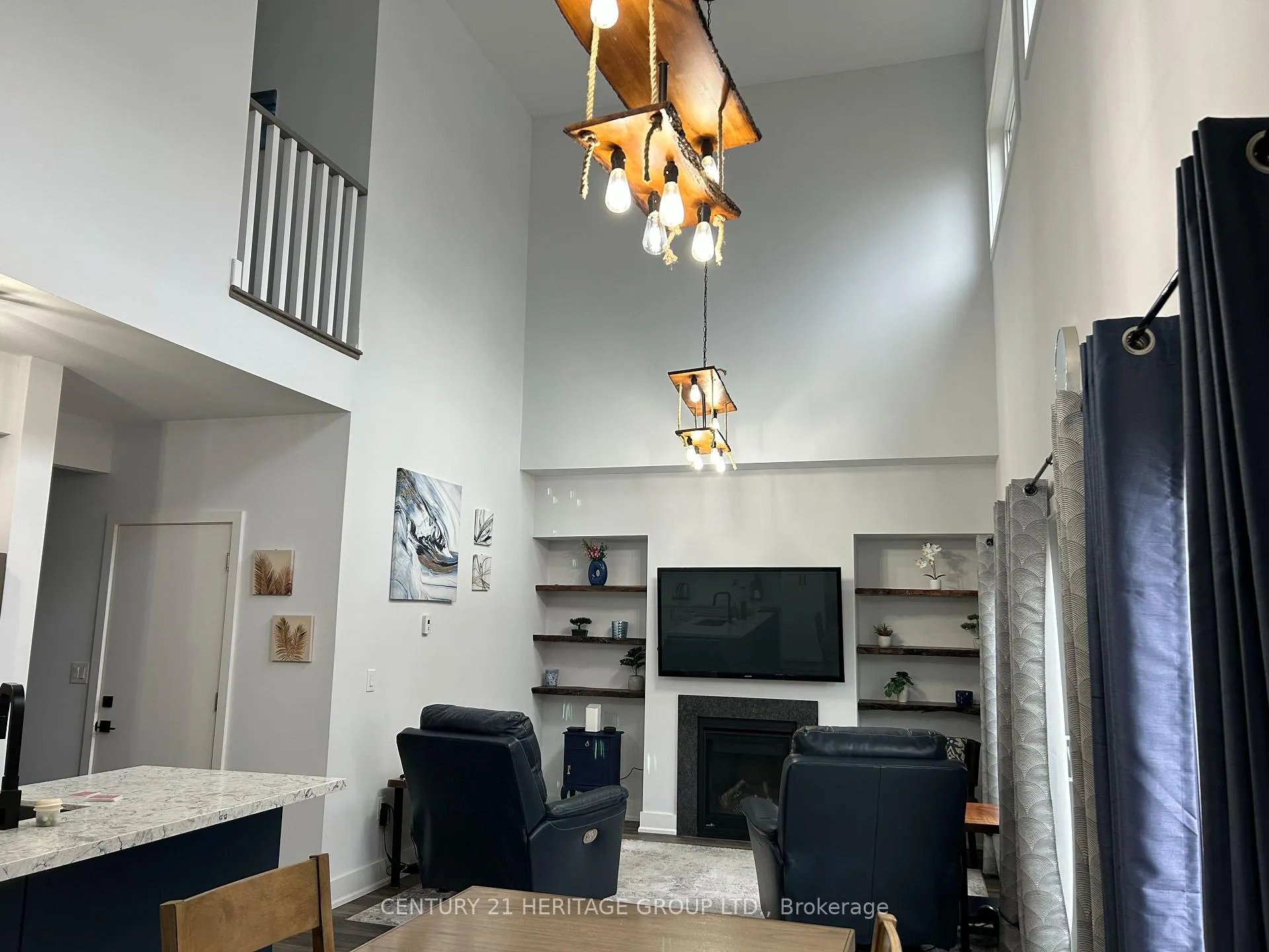 Photo 14 of 44 Ruby Crescent, Orillia — HOMEH