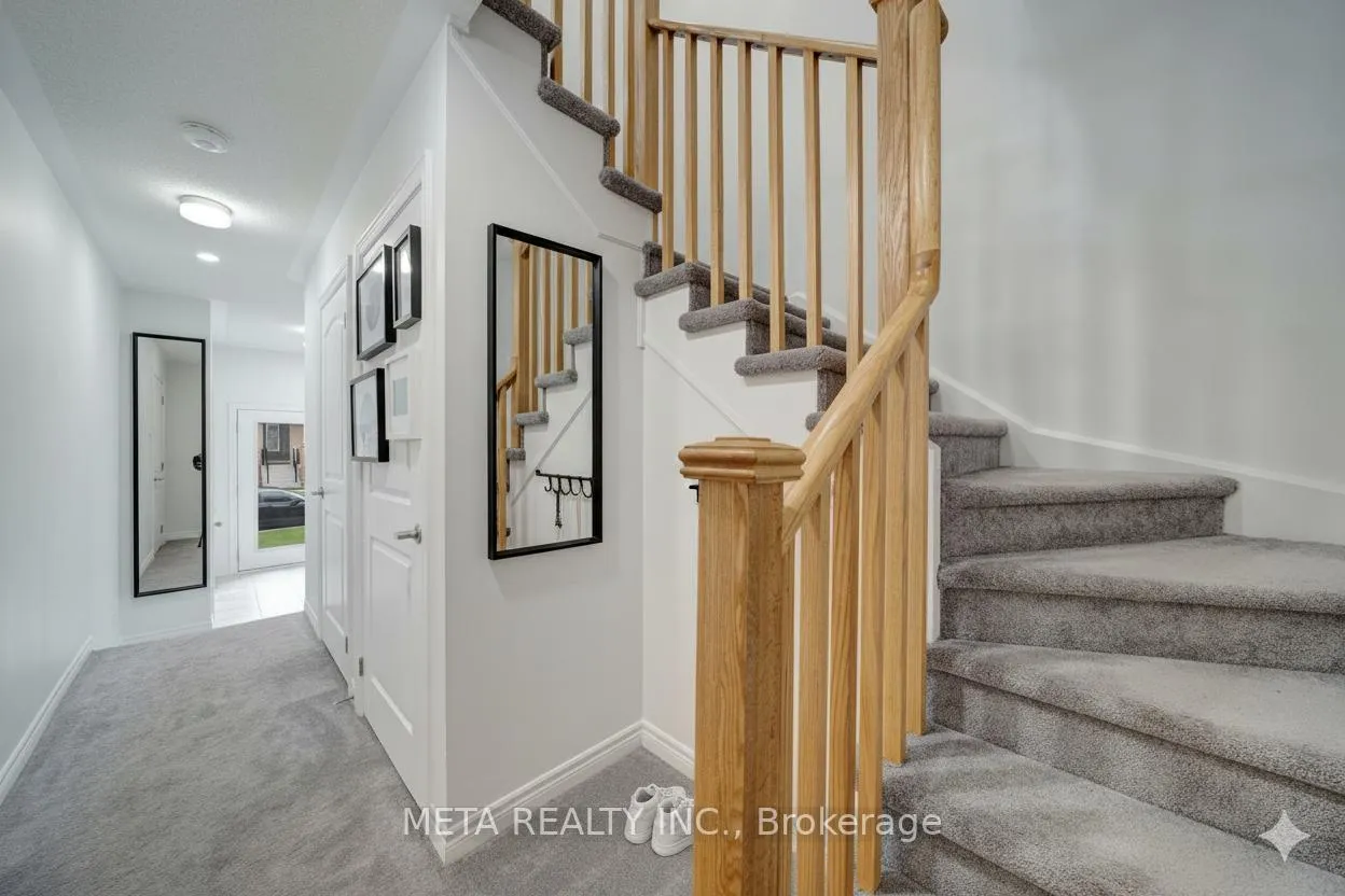 Photo 5 of 1073 Lockie Drive, Oshawa, Kedron — HOMEH