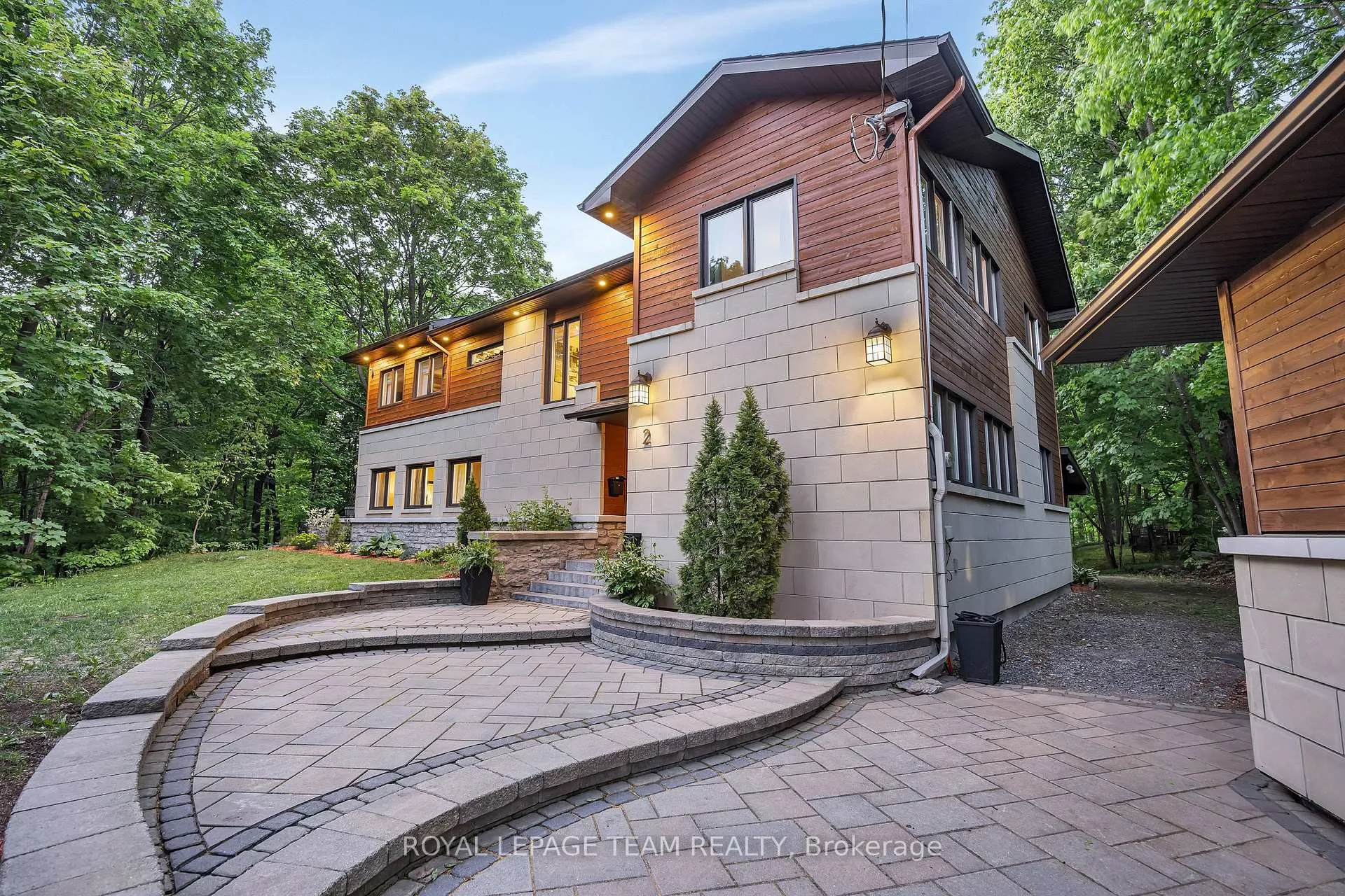 Photo 3 of 2 Fairhaven Way, Ottawa, CFB Rockcliffe and Area — HOMEH