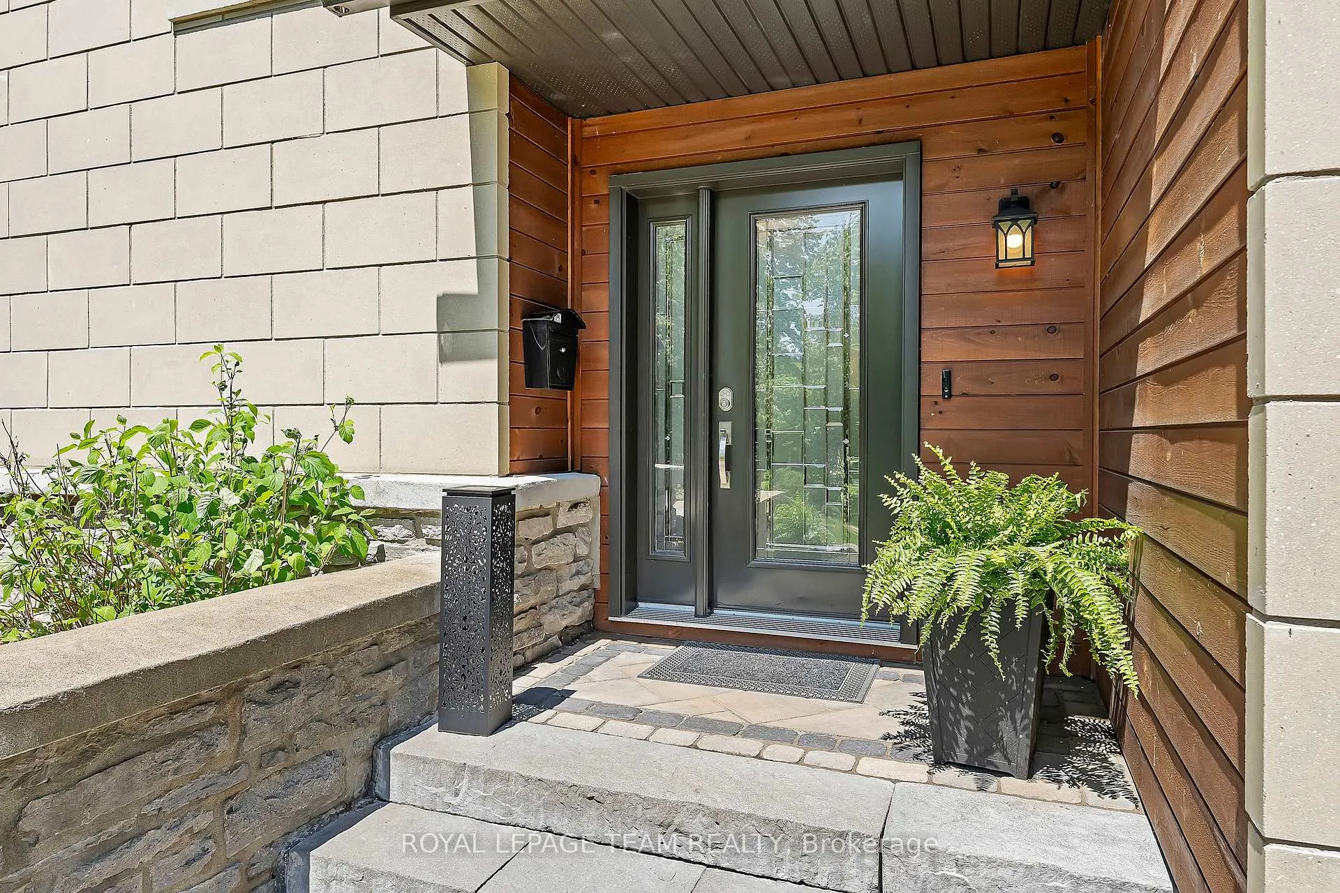 Photo 4 of 2 Fairhaven Way, Ottawa, CFB Rockcliffe and Area — HOMEH