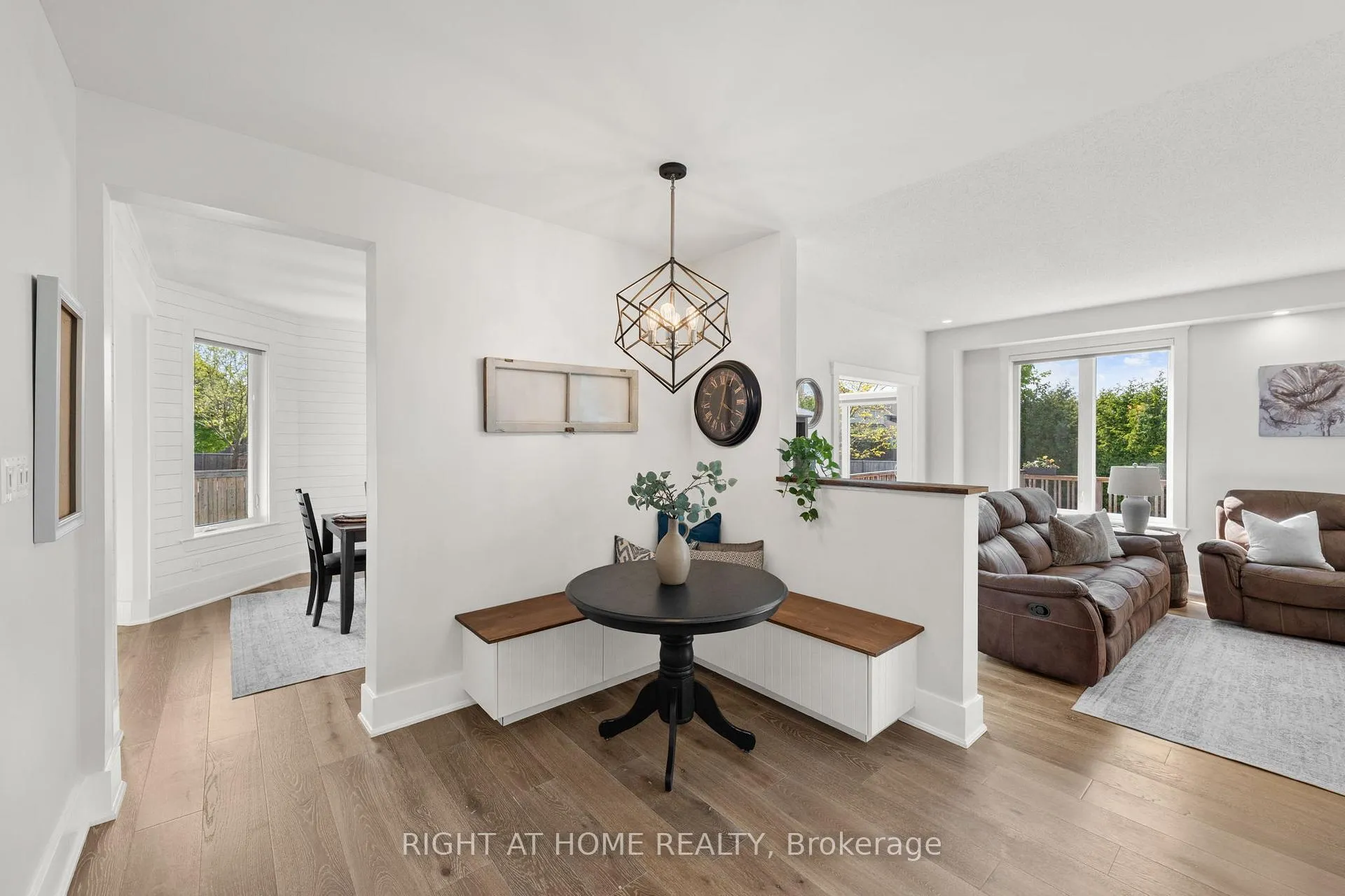 Photo 12 of 707 Wrangler Circle, Ottawa, Stittsville (North) — HOMEH