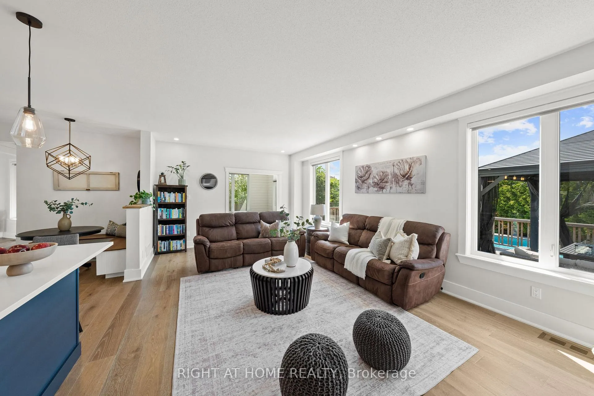 Photo 14 of 707 Wrangler Circle, Ottawa, Stittsville (North) — HOMEH