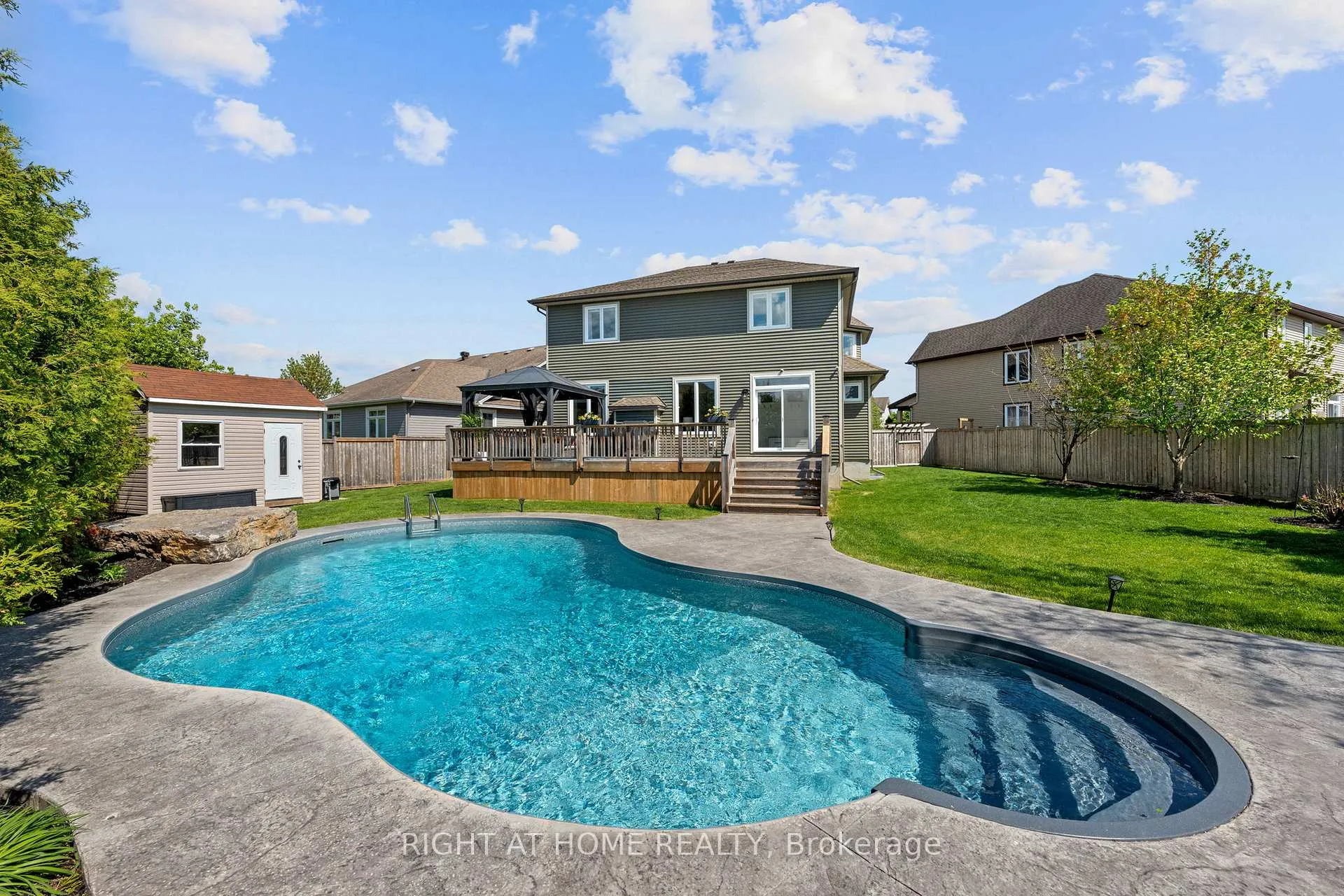 Photo 38 of 707 Wrangler Circle, Ottawa, Stittsville (North) — HOMEH
