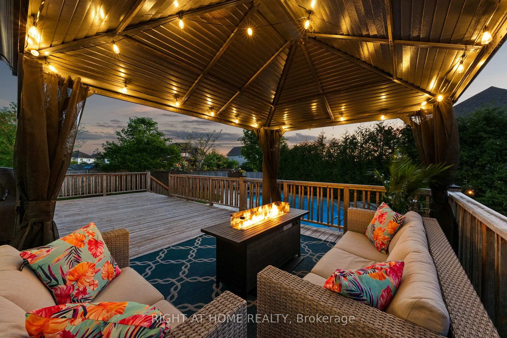Photo 43 of 707 Wrangler Circle, Ottawa, Stittsville (North) — HOMEH