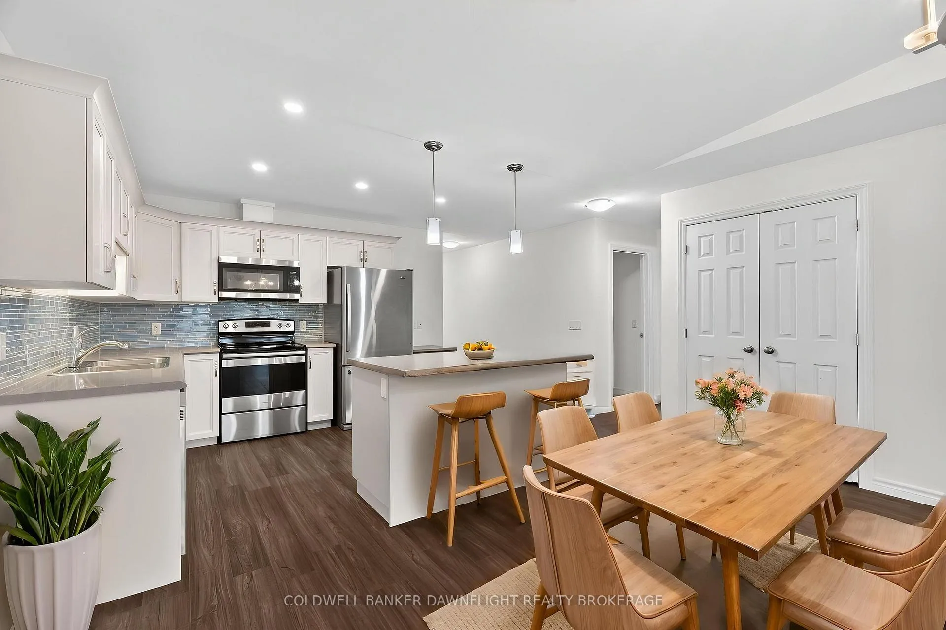 Photo 13 of 18 Devon Drive, South Huron, Exeter — HOMEH