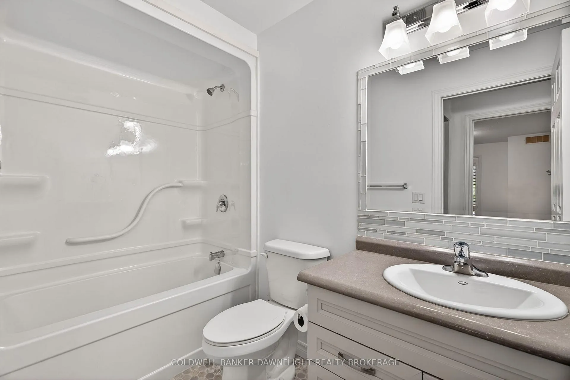 Photo 32 of 18 Devon Drive, South Huron, Exeter — HOMEH