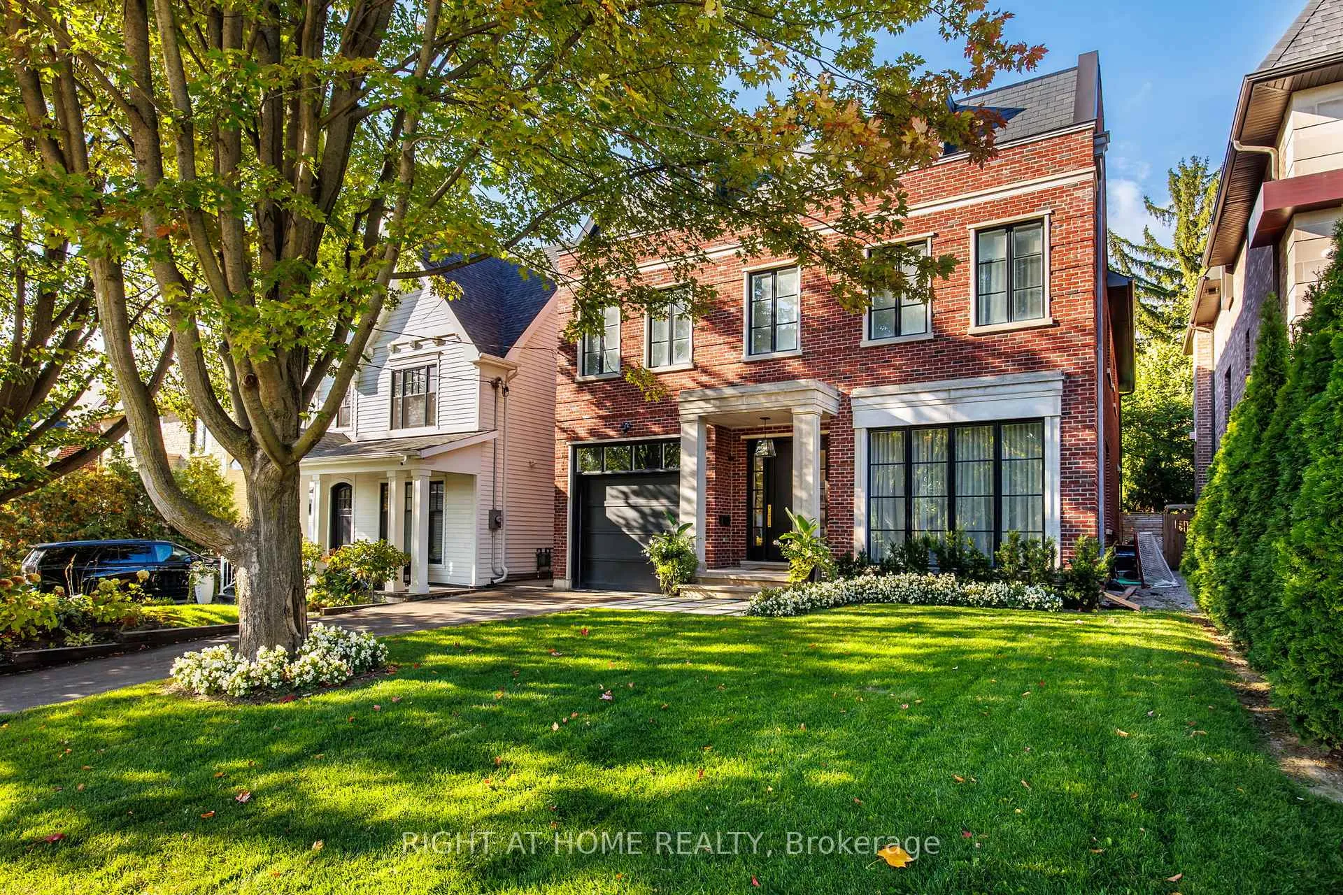 Photo 2 of 442 Glengrove Avenue, Toronto, Bedford Park-Nortown — HOMEH