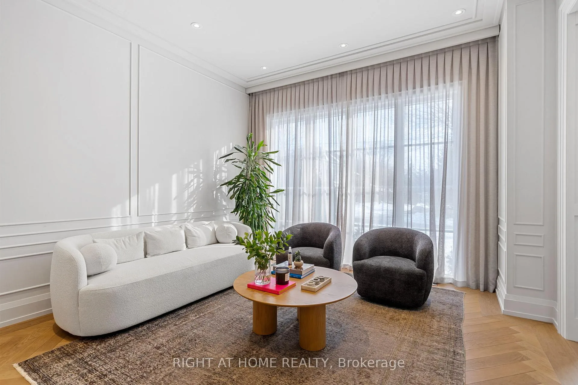 Photo 7 of 442 Glengrove Avenue, Toronto, Bedford Park-Nortown — HOMEH