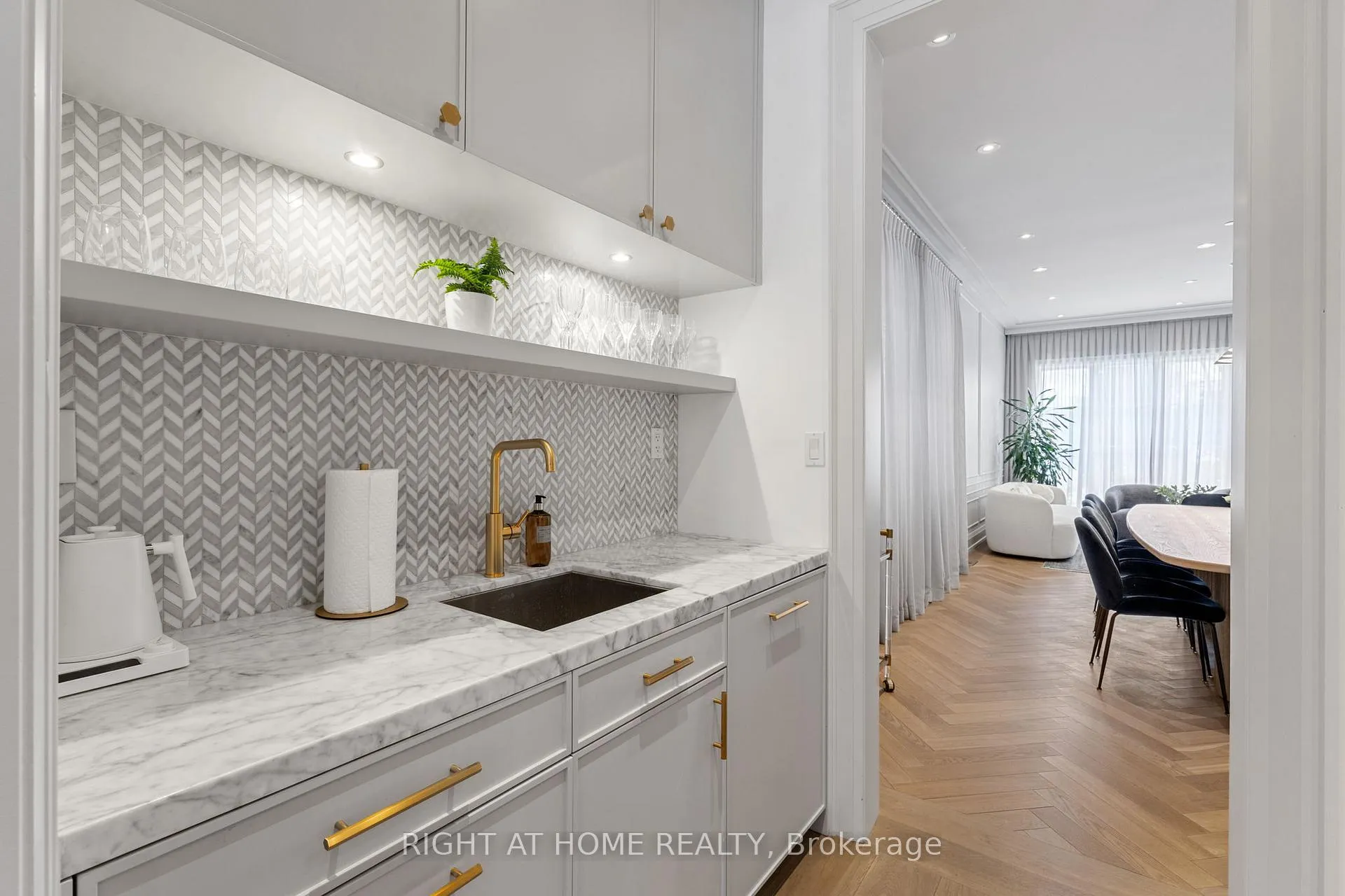 Photo 16 of 442 Glengrove Avenue, Toronto, Bedford Park-Nortown — HOMEH