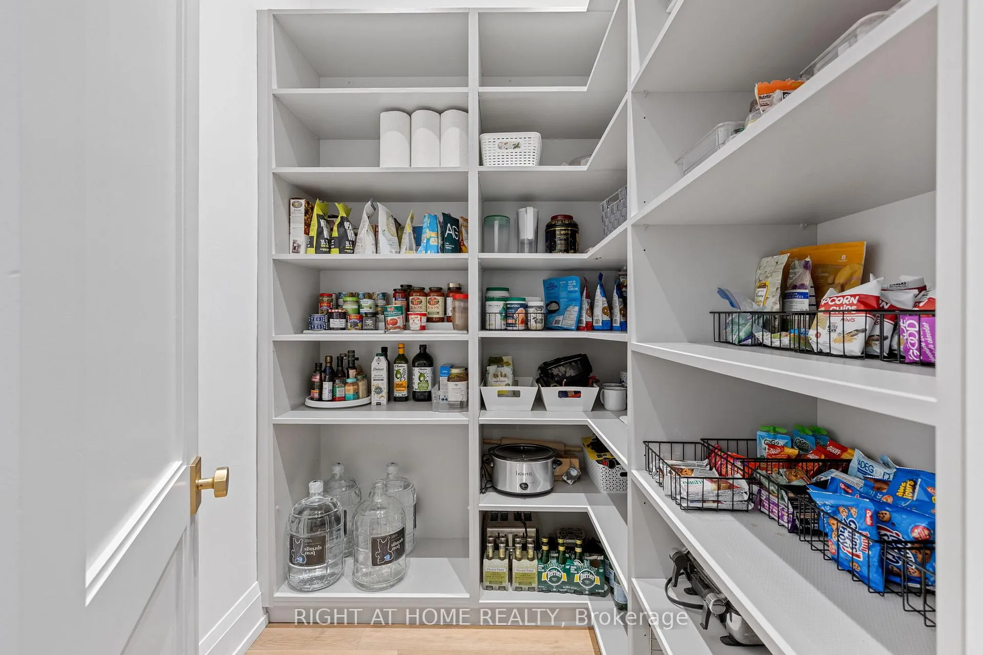 Photo 17 of 442 Glengrove Avenue, Toronto, Bedford Park-Nortown — HOMEH