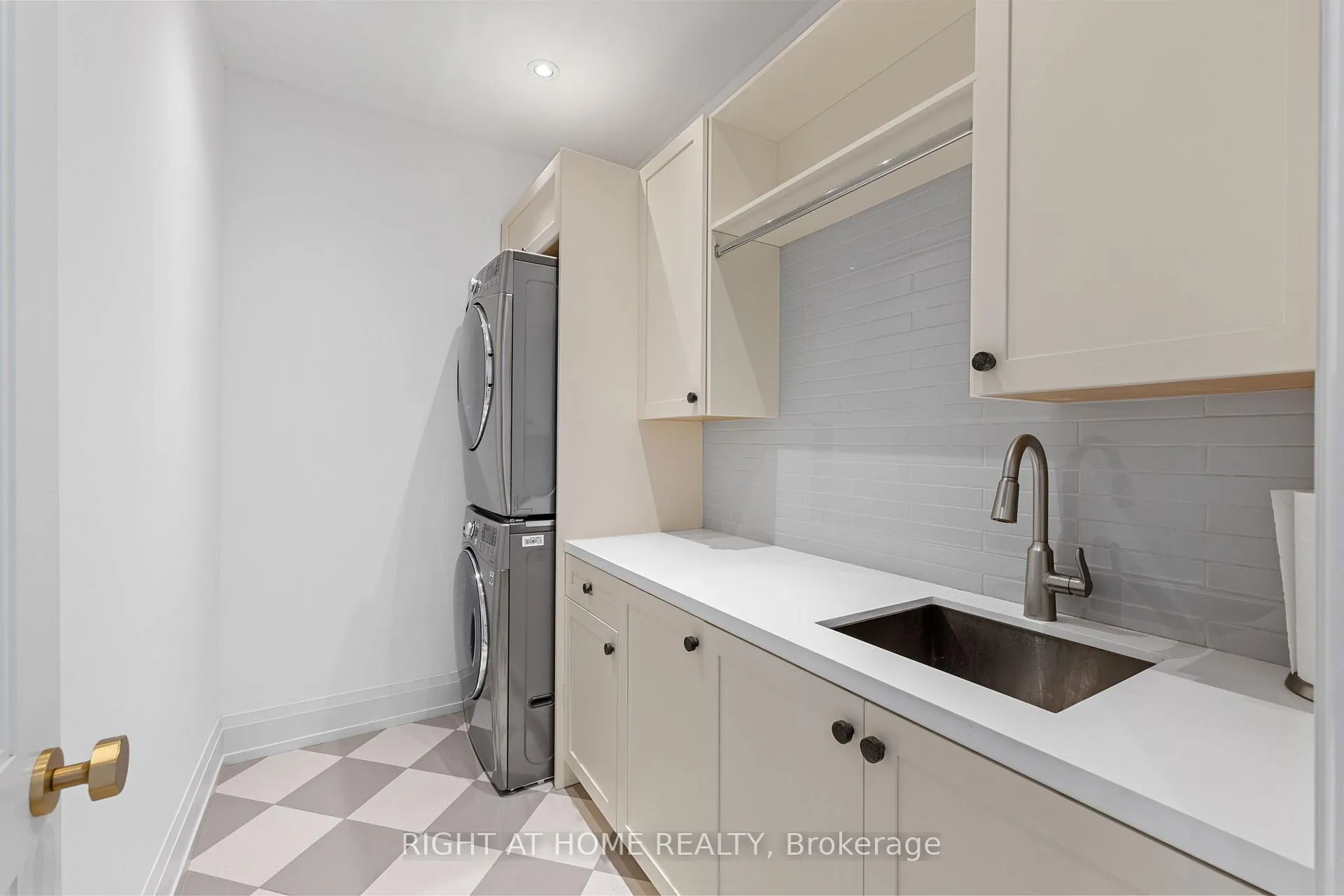 Photo 33 of 442 Glengrove Avenue, Toronto, Bedford Park-Nortown — HOMEH