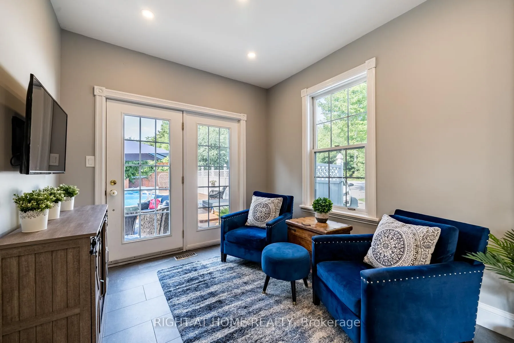 Photo 11 of 700 Myrtle Road W, Whitby, Rural Whitby — HOMEH