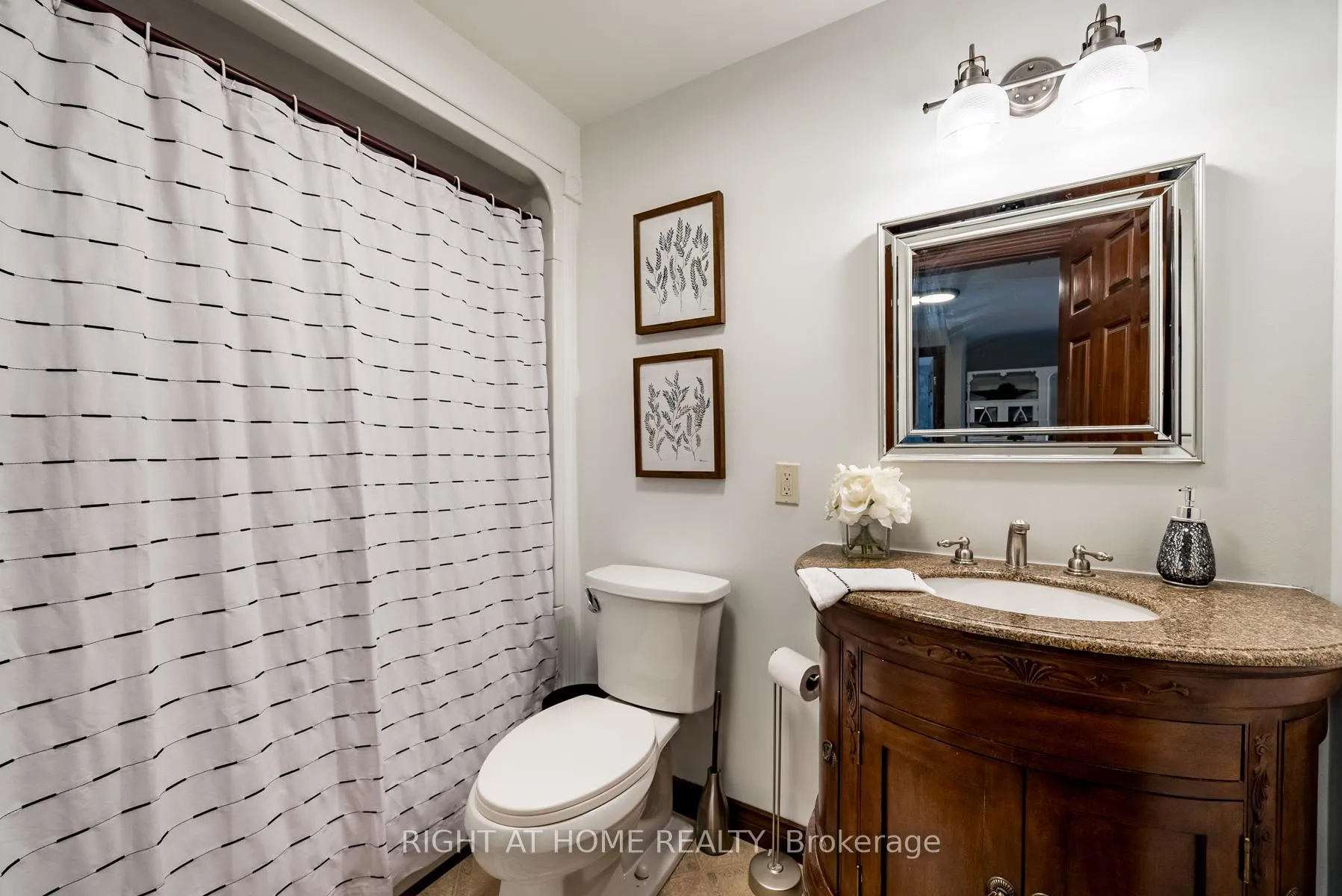 Photo 19 of 700 Myrtle Road W, Whitby, Rural Whitby — HOMEH