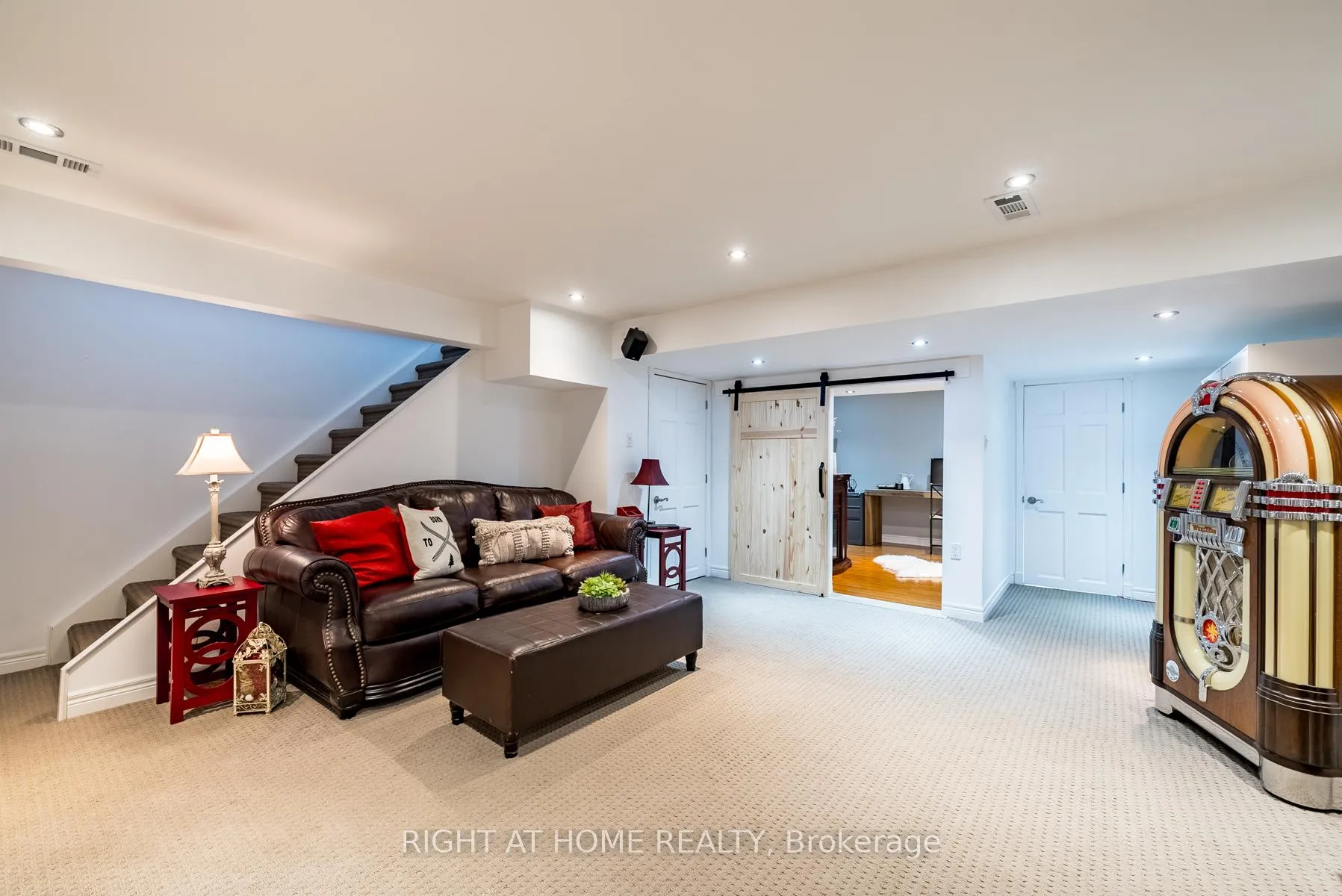 Photo 23 of 700 Myrtle Road W, Whitby, Rural Whitby — HOMEH