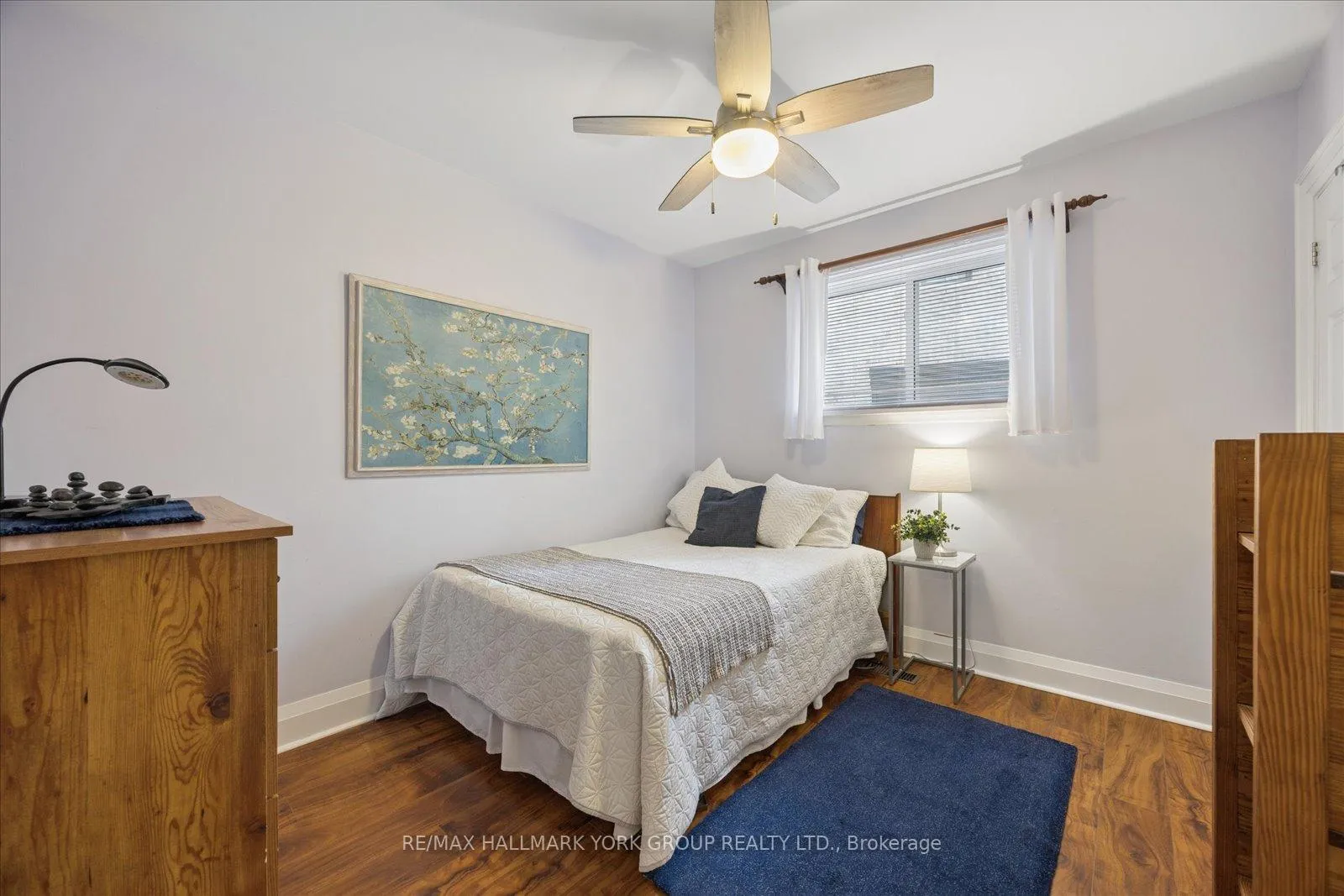 Photo 20 of 45 Foreht Crescent, Aurora, Aurora Heights — HOMEH