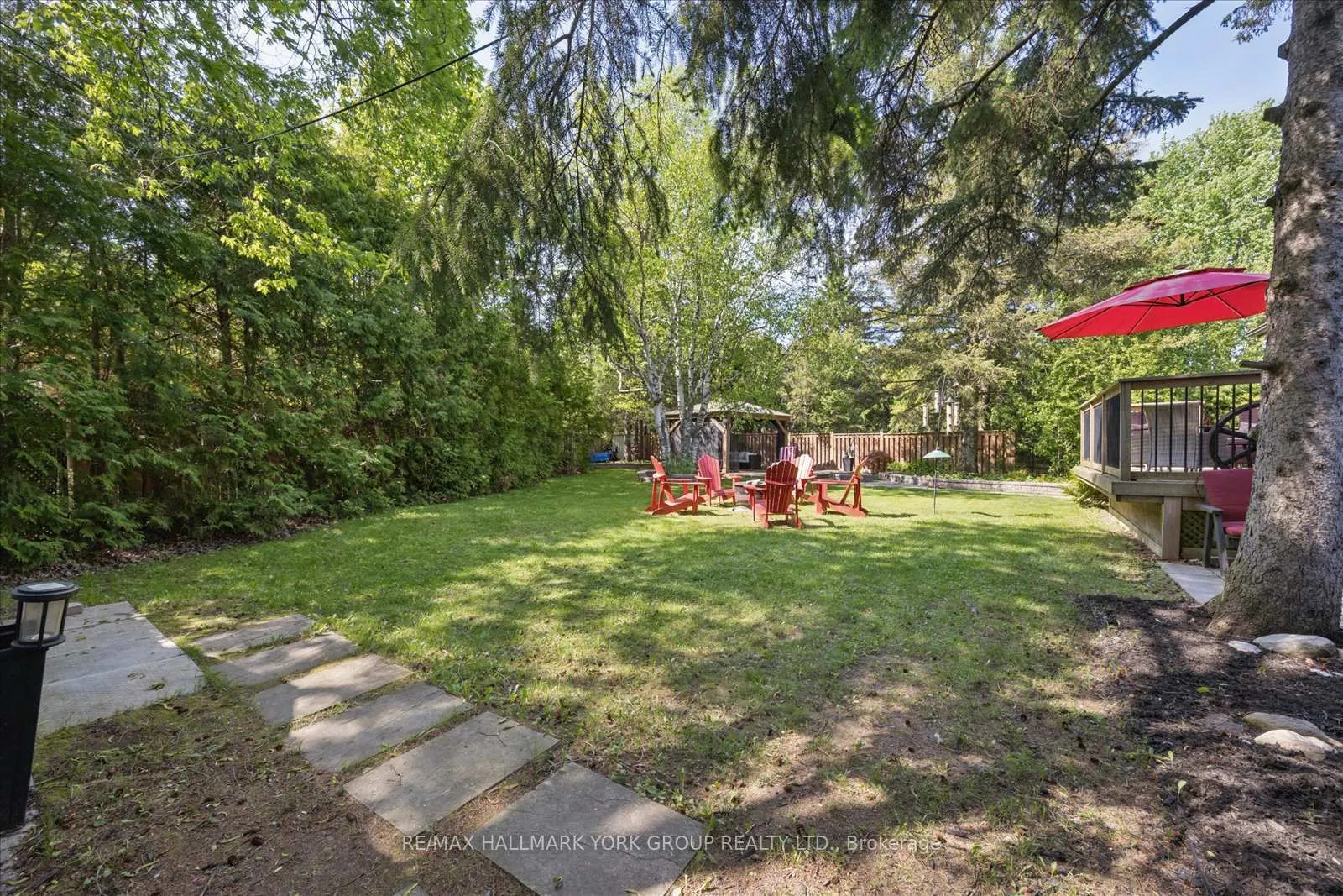 Photo 34 of 45 Foreht Crescent, Aurora, Aurora Heights — HOMEH