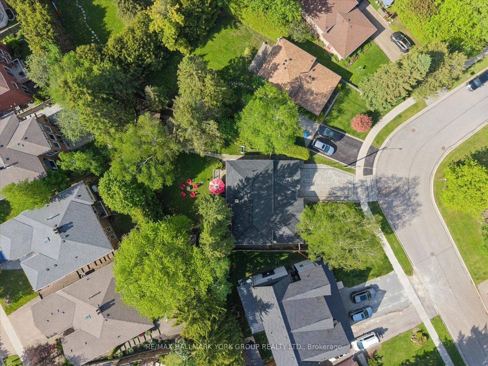 Photo 35 of 45 Foreht Crescent, Aurora, Aurora Heights — HOMEH