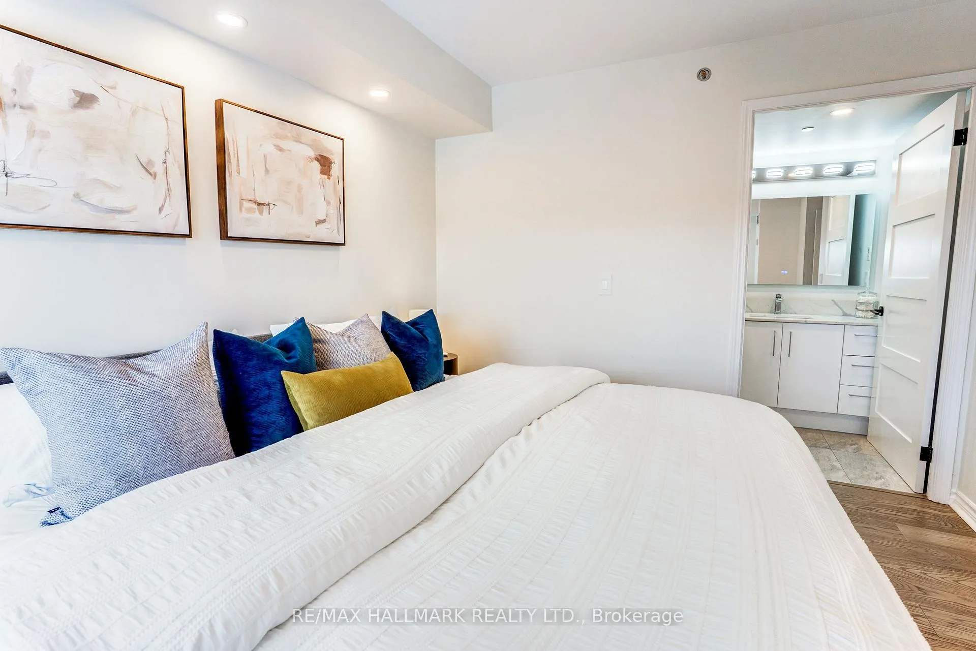 Photo 20 of Unit 630, 35 Saranac Boulevard, Toronto, Englemount-Lawrence — HOMEH
