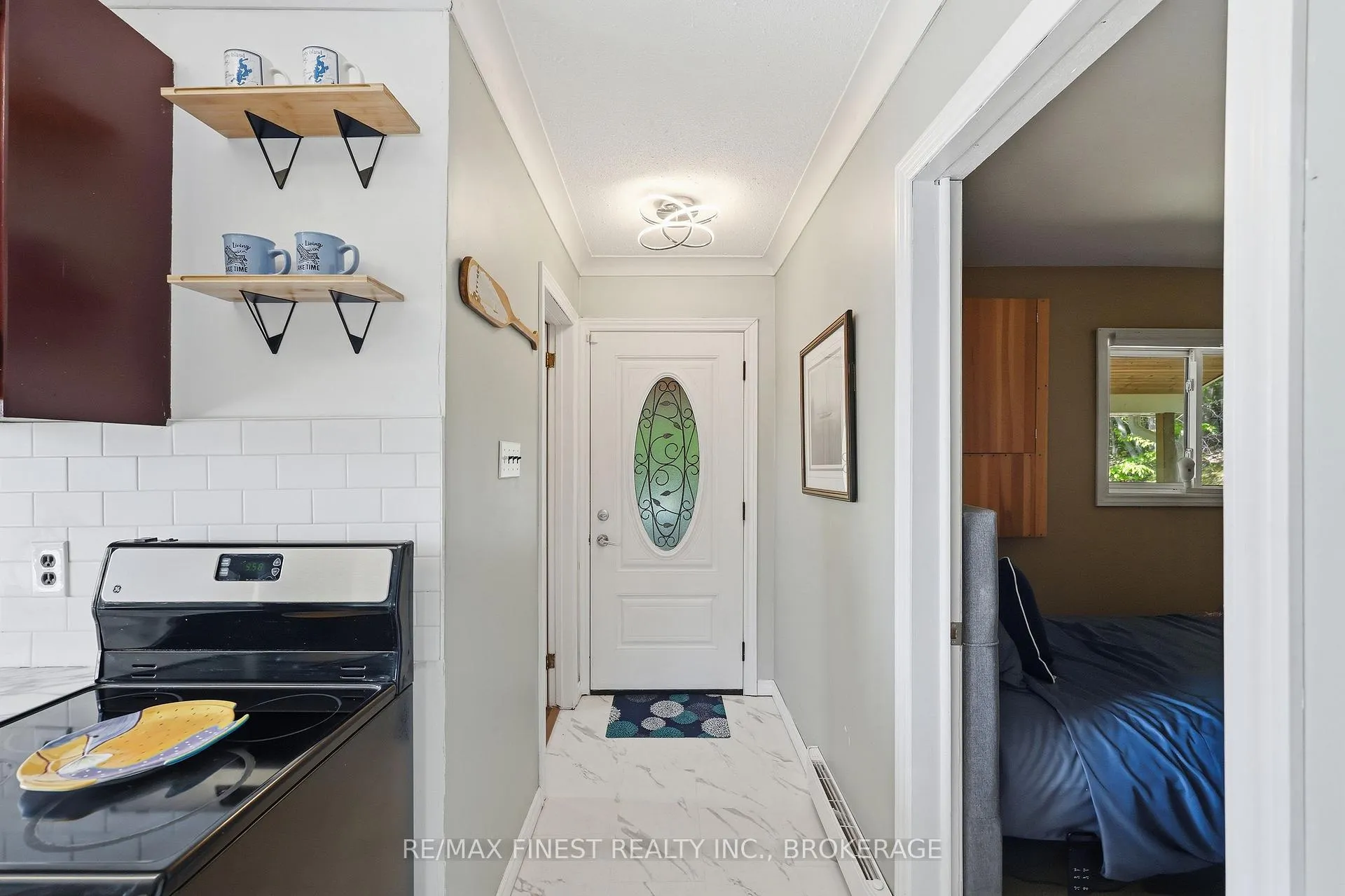 Photo 7 of 308C Henry Lane, Frontenac, Frontenac South — HOMEH
