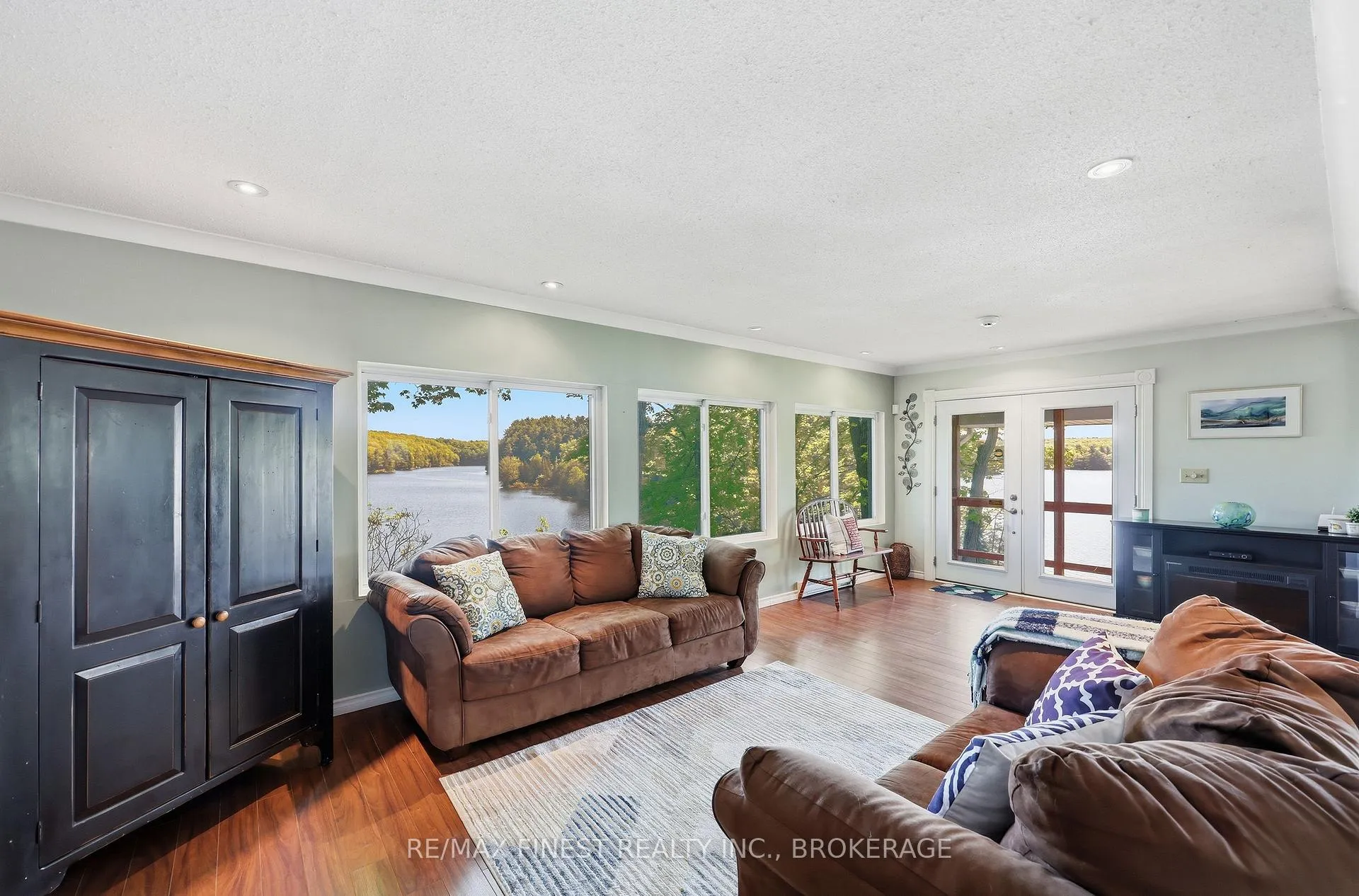 Photo 14 of 308C Henry Lane, Frontenac, Frontenac South — HOMEH