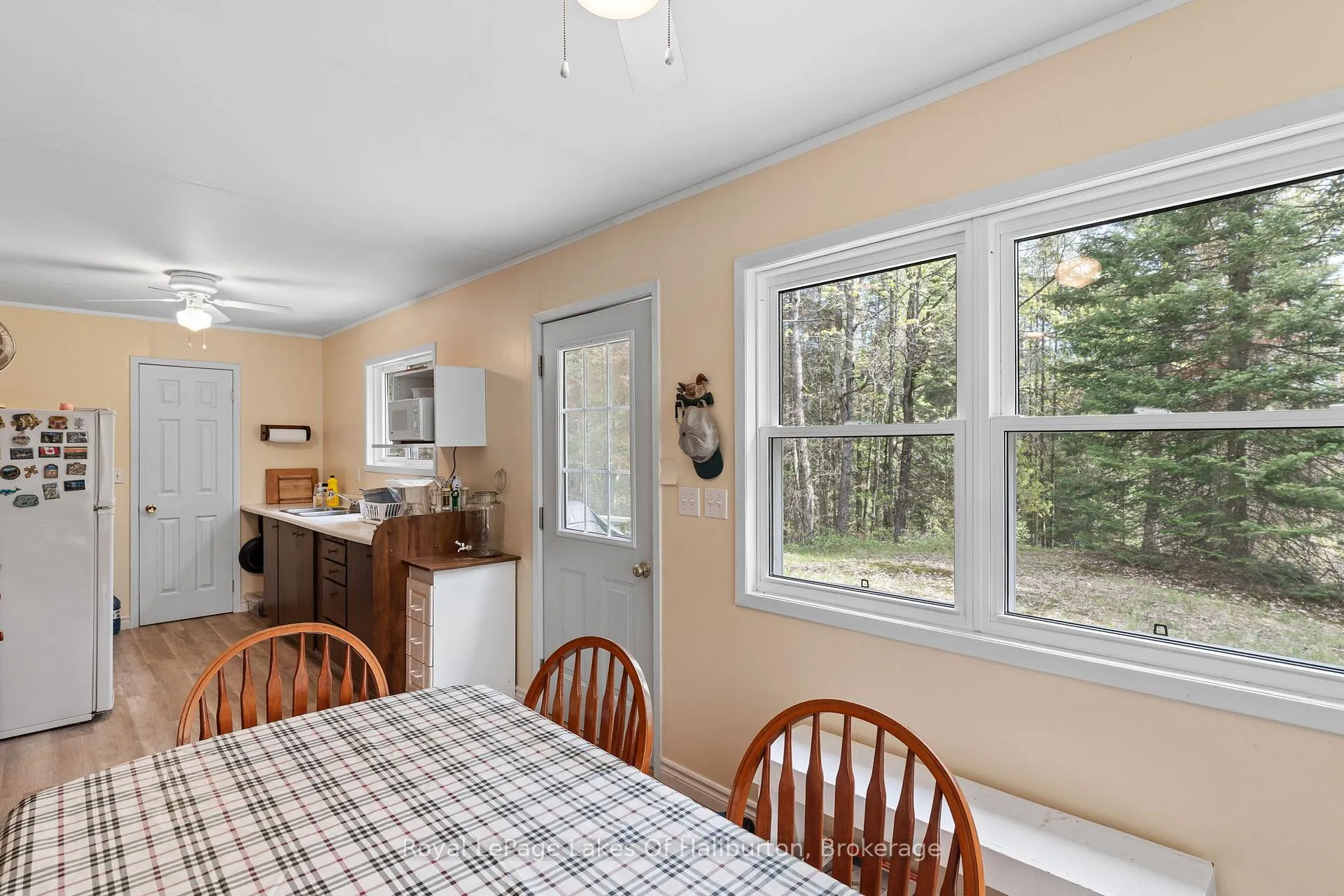 Photo 10 of 1099 Yellow Rock Drive, Highlands East, Glamorgan — HOMEH