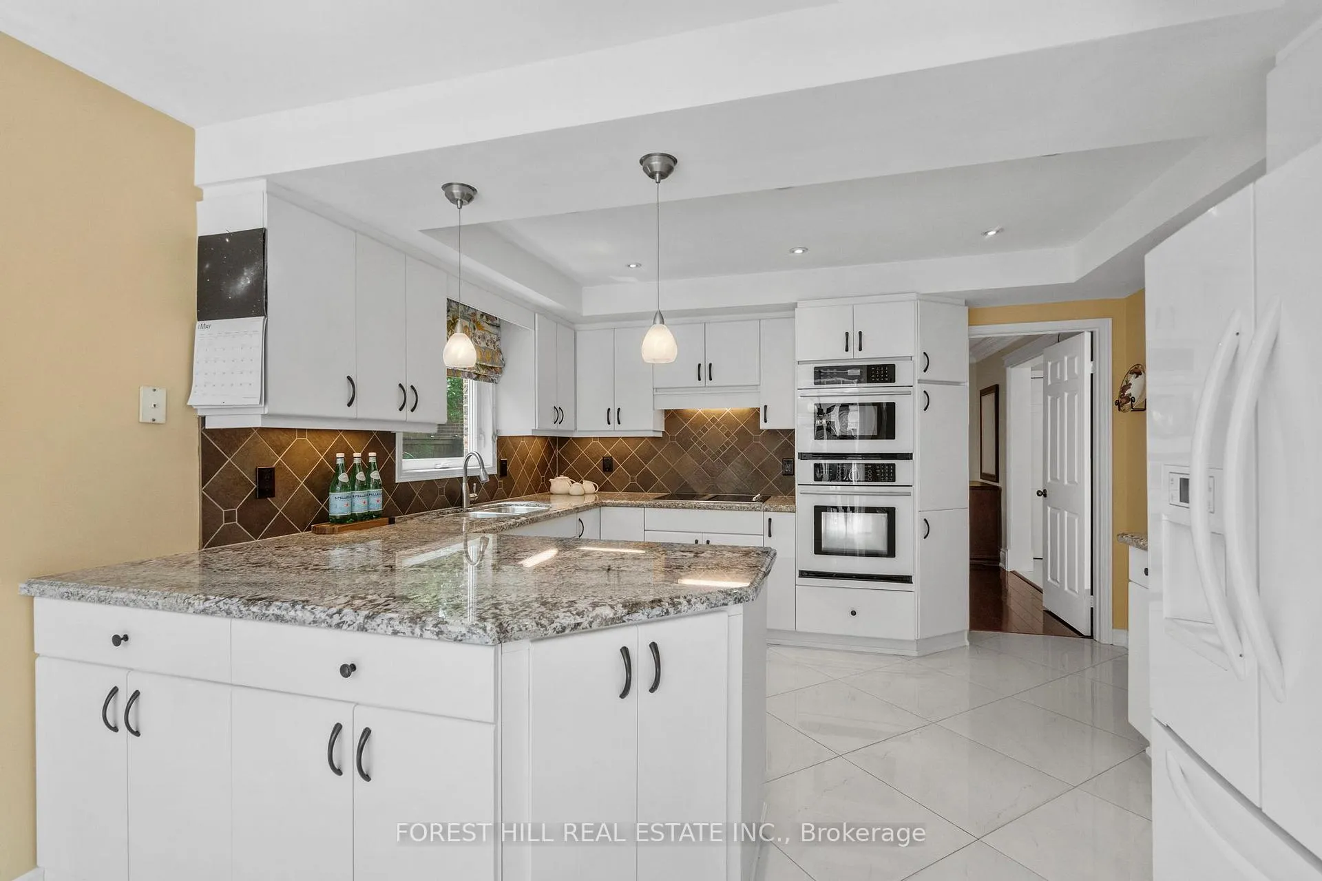 Photo 8 of 34 Fletcher Drive, Brampton, Brampton South — HOMEH