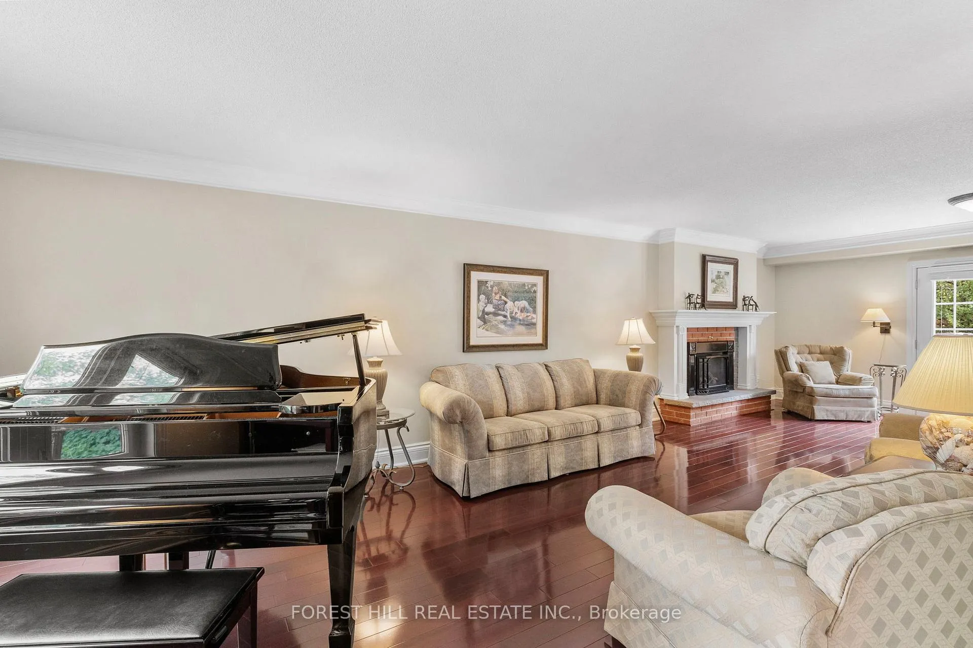Photo 13 of 34 Fletcher Drive, Brampton, Brampton South — HOMEH