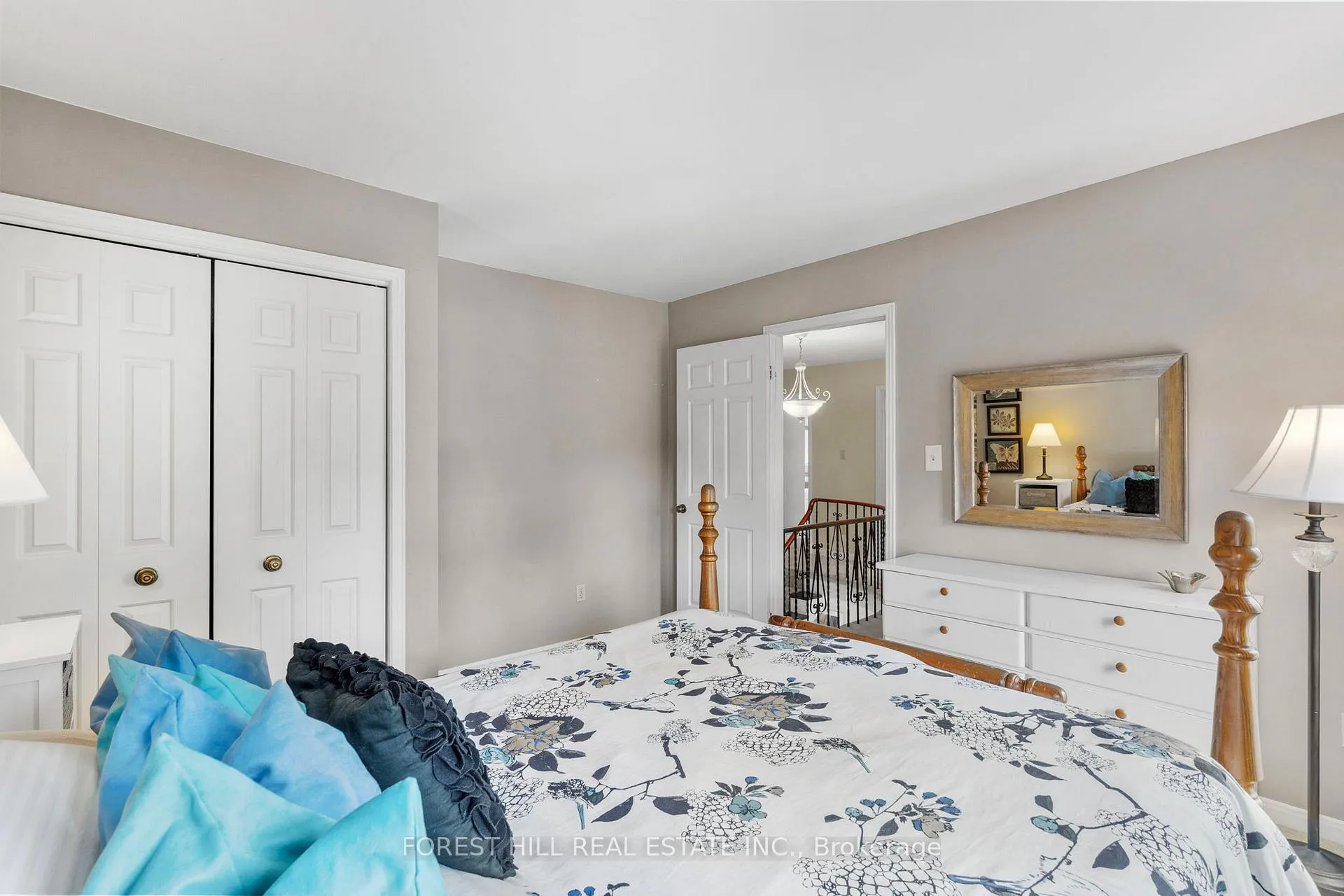 Photo 36 of 34 Fletcher Drive, Brampton, Brampton South — HOMEH
